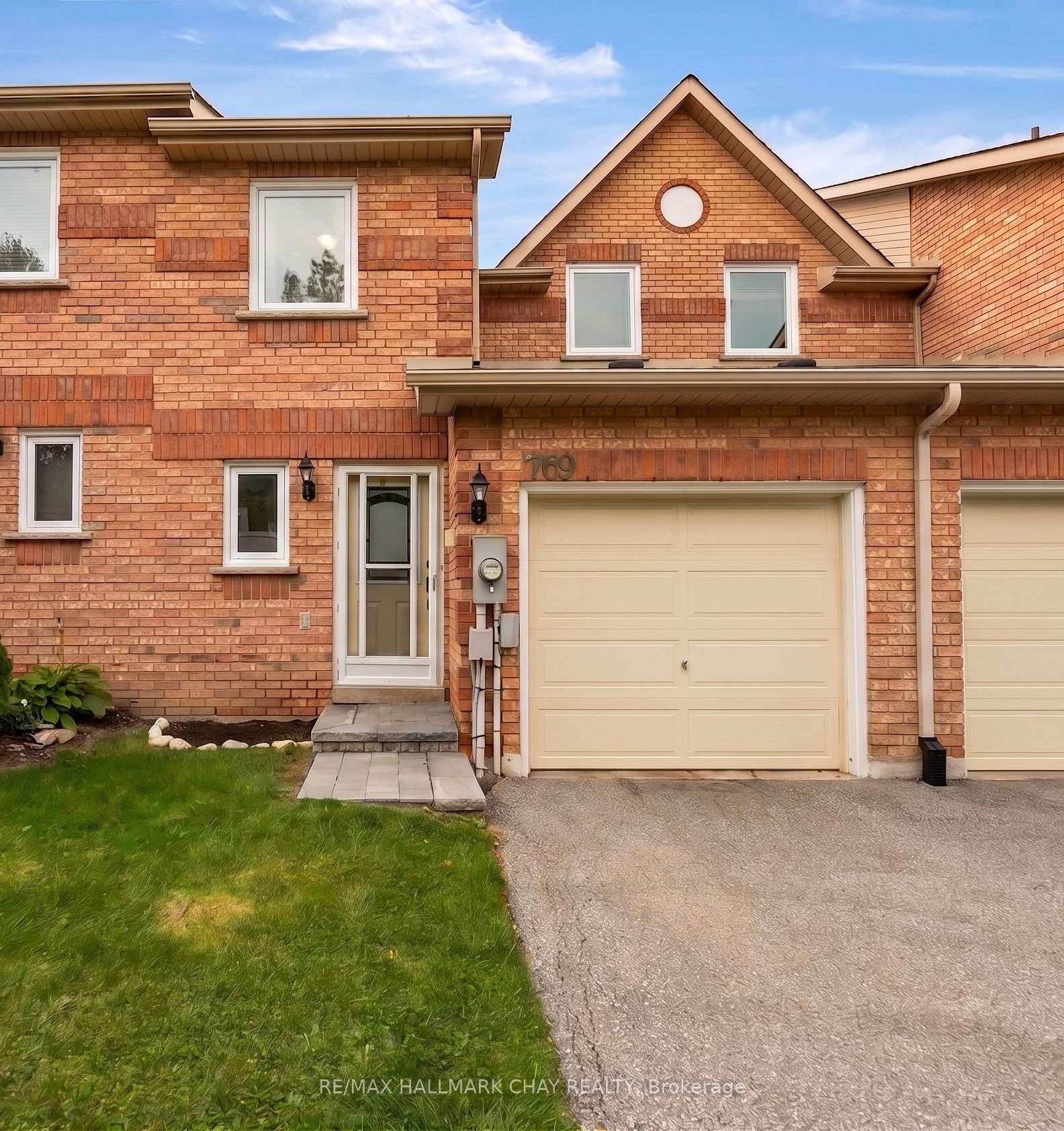 Photo of 769 Playter Crescent