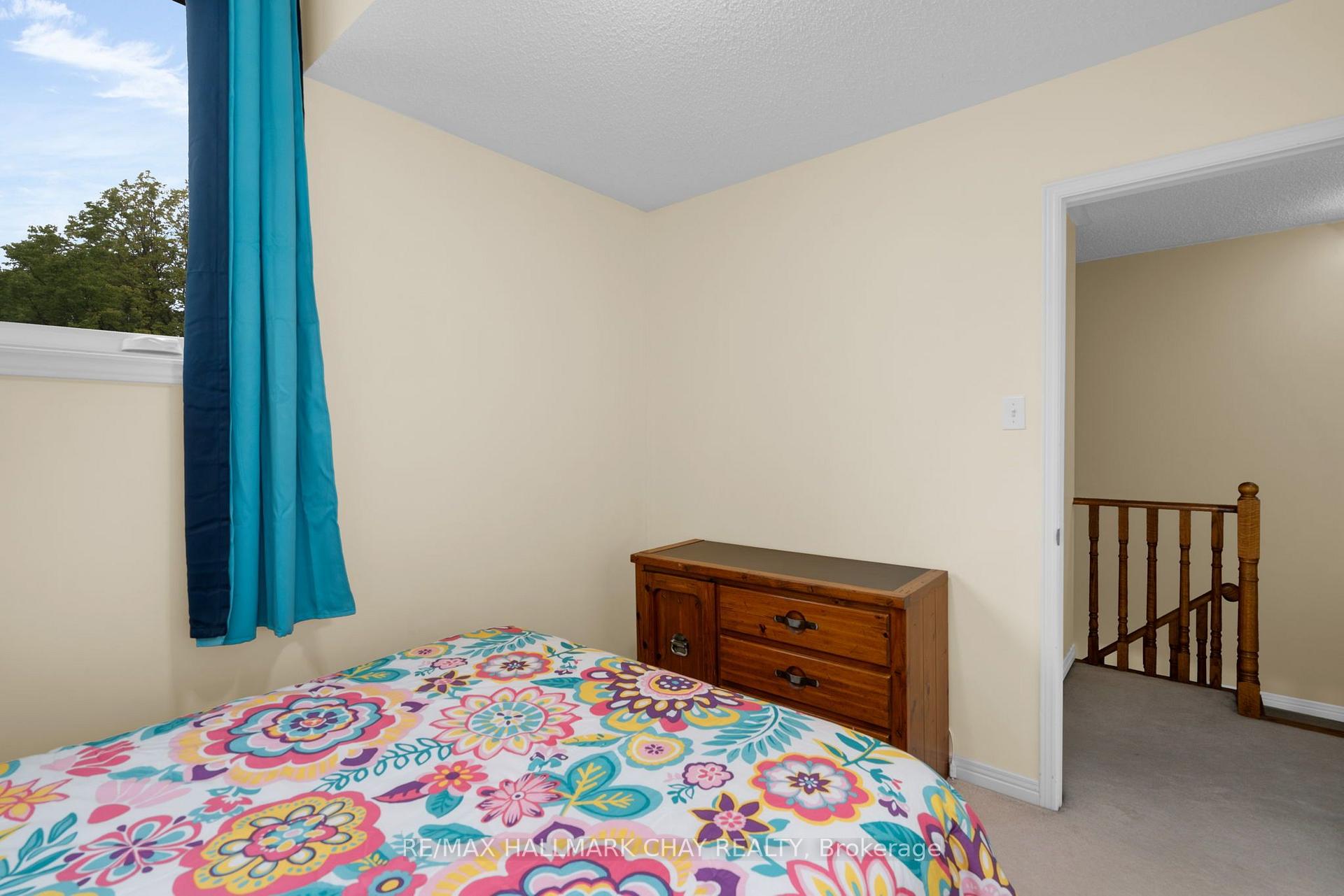 Photo 18 of 769 Playter Crescent, Newmarket, Armitage — HOMEH
