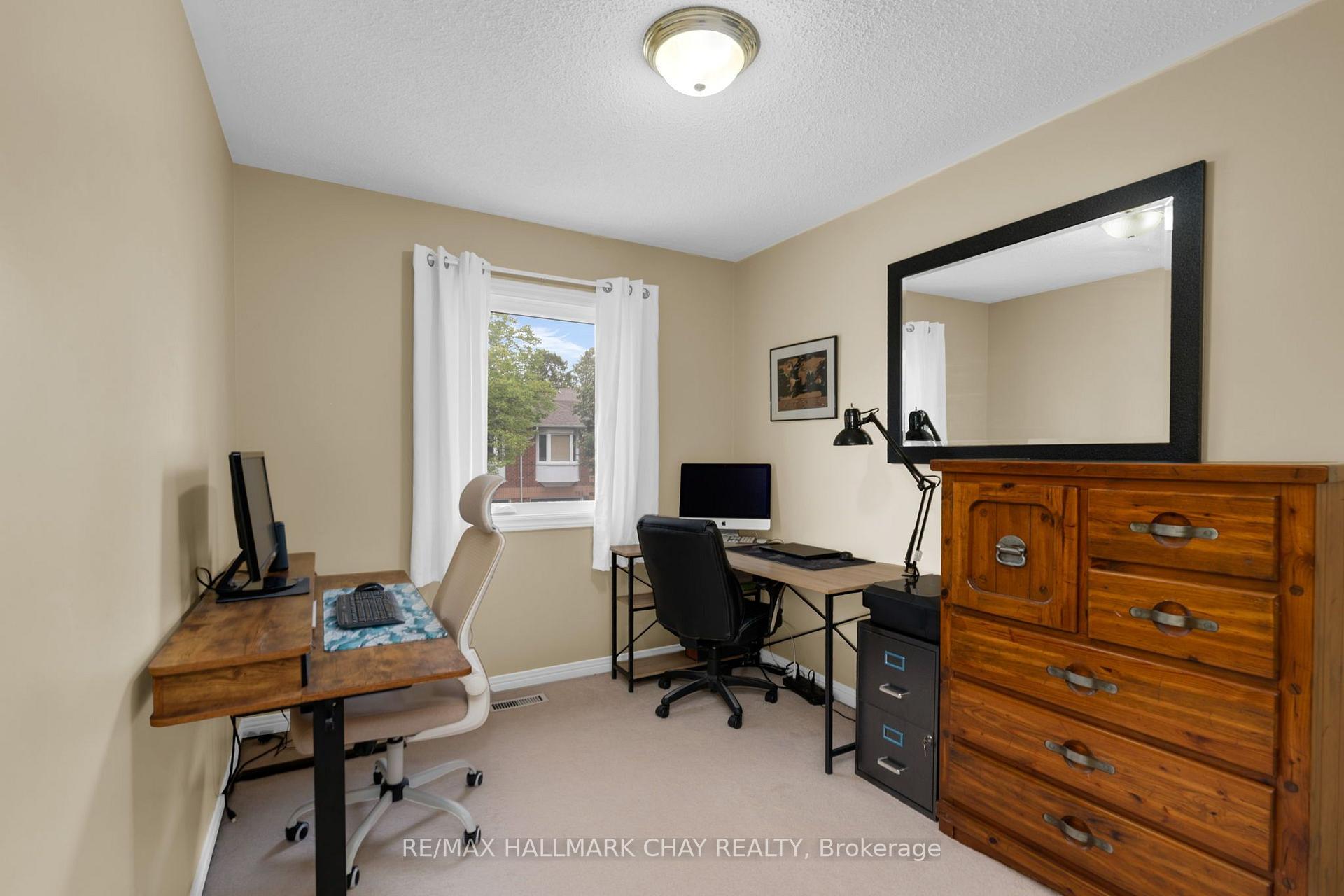 Photo 19 of 769 Playter Crescent, Newmarket, Armitage — HOMEH