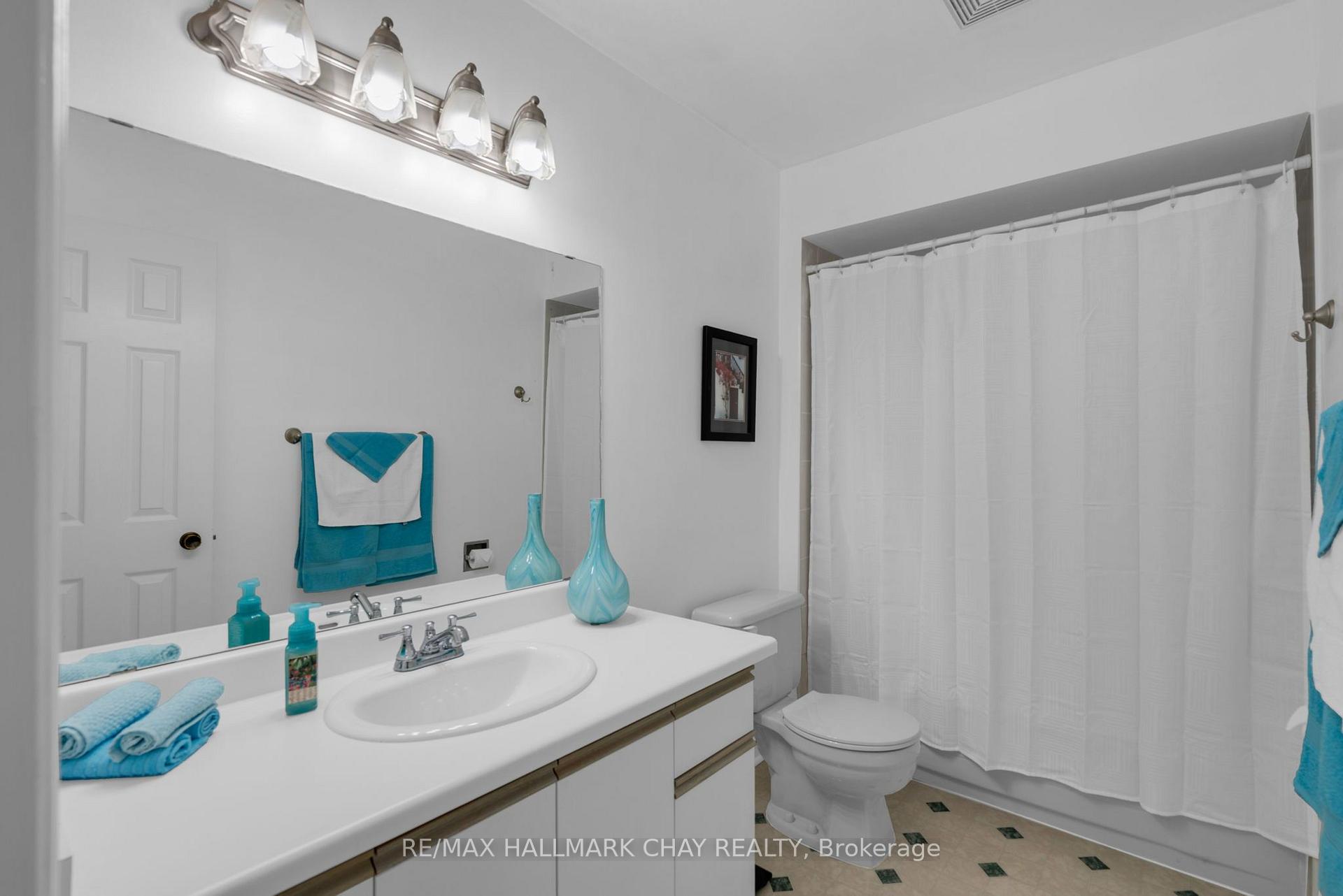 Photo 22 of 769 Playter Crescent, Newmarket, Armitage — HOMEH