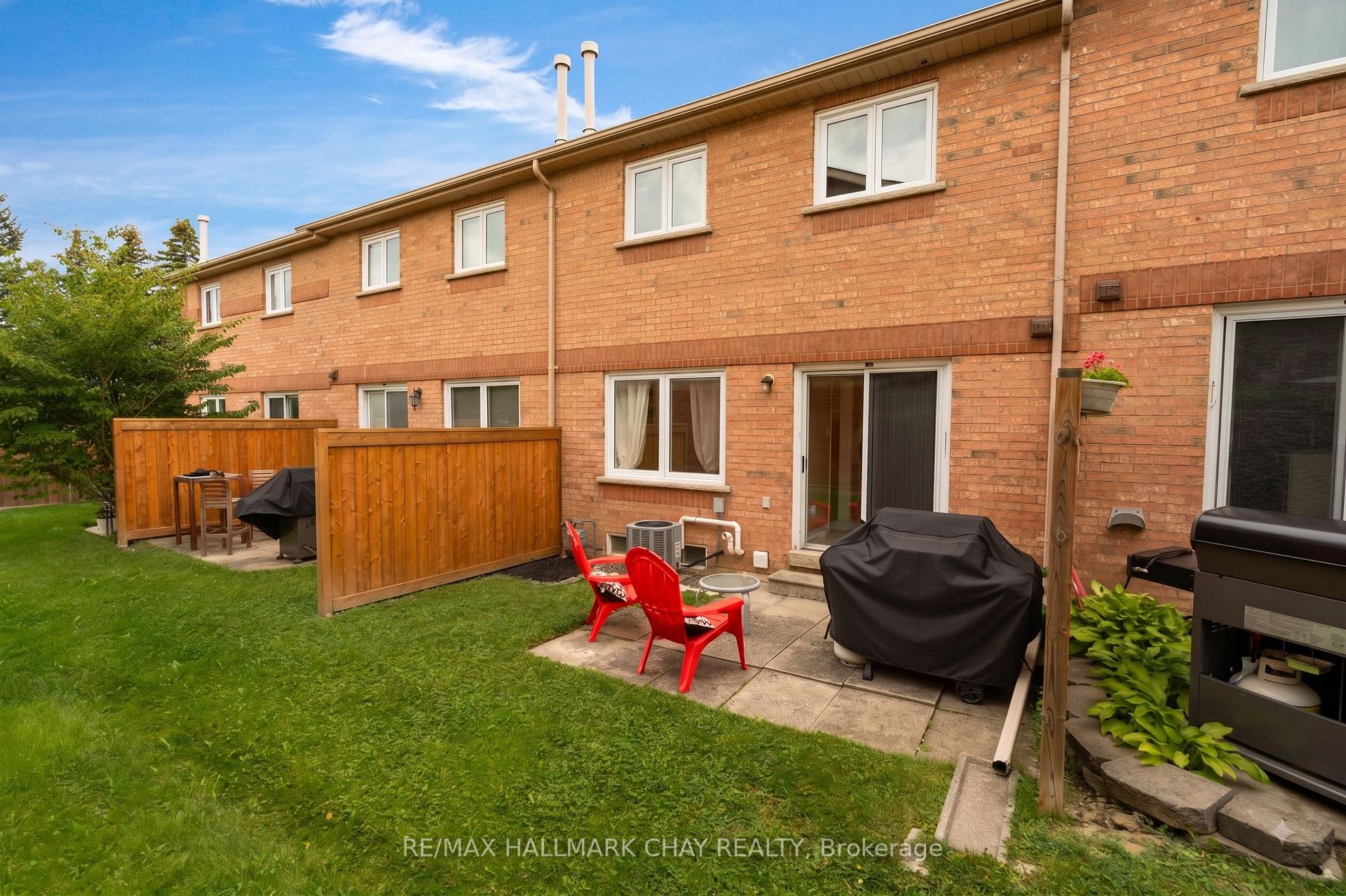 Photo 25 of 769 Playter Crescent, Newmarket, Armitage — HOMEH