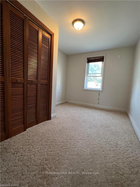 Photo 10 of 68 Clifford Avenue, Welland, Broadway — HOMEH