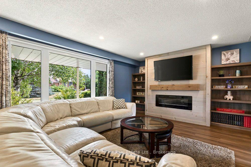 Photo 12 of 85 Waterford Drive, Erin — HOMEH
