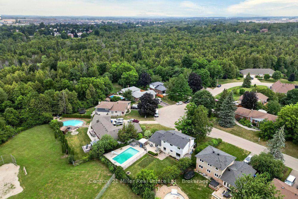 Photo 52 of 85 Waterford Drive, Erin — HOMEH