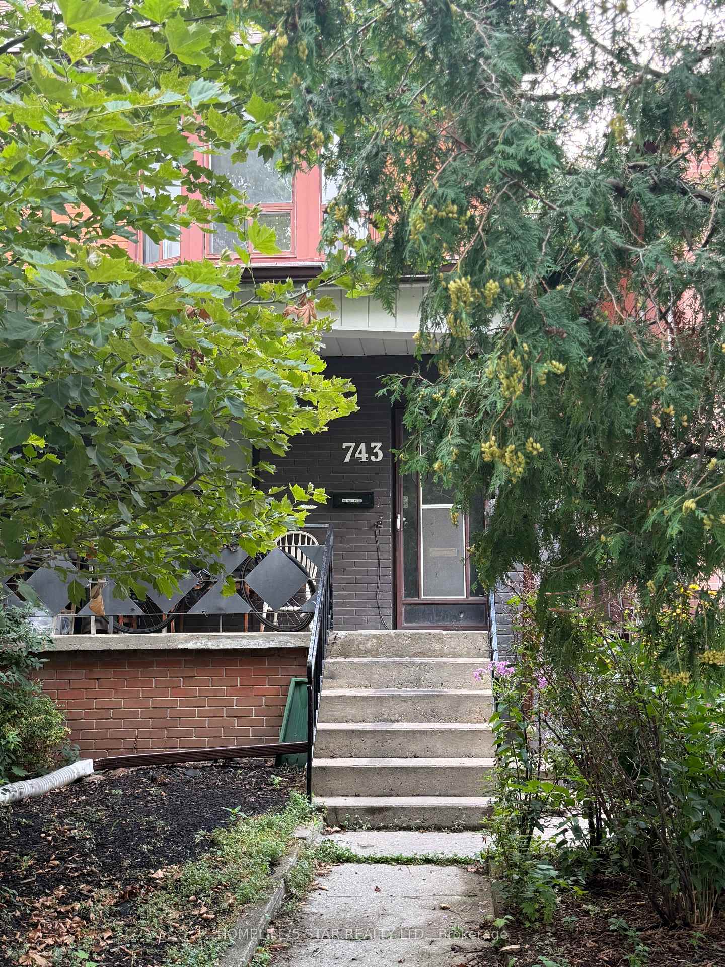 Photo 1 of Unit Apt 2, 743 Euclid Avenue, Toronto, The Annex — HOMEH