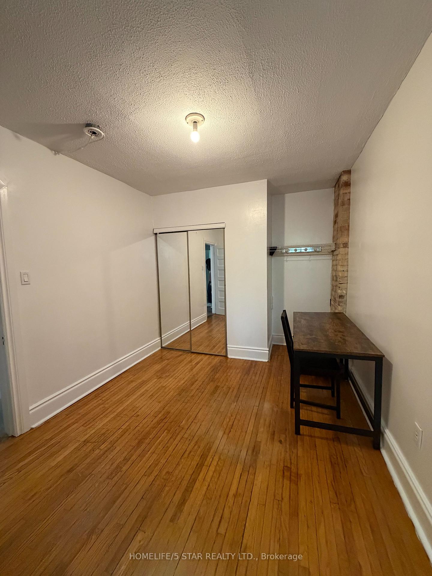 Photo 11 of Unit Apt 2, 743 Euclid Avenue, Toronto, The Annex — HOMEH