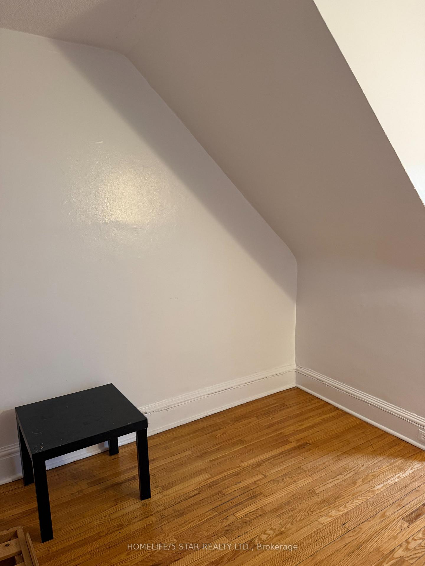 Photo 20 of Unit Apt 2, 743 Euclid Avenue, Toronto, The Annex — HOMEH