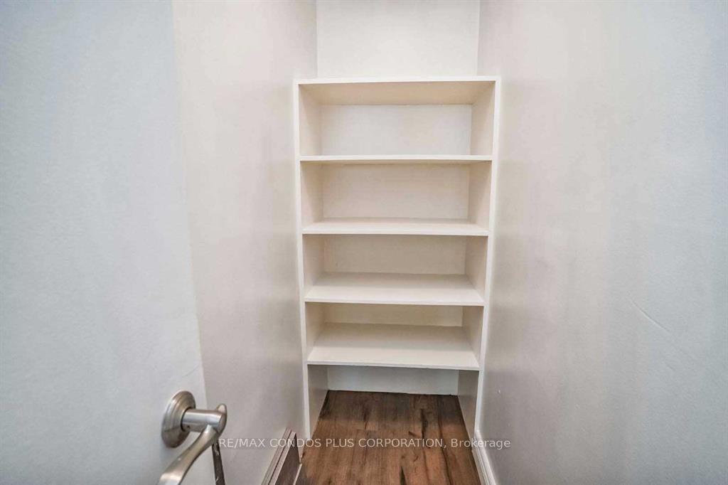 Photo 18 of Unit 1011, 720 Spadina Avenue, Toronto, University — HOMEH