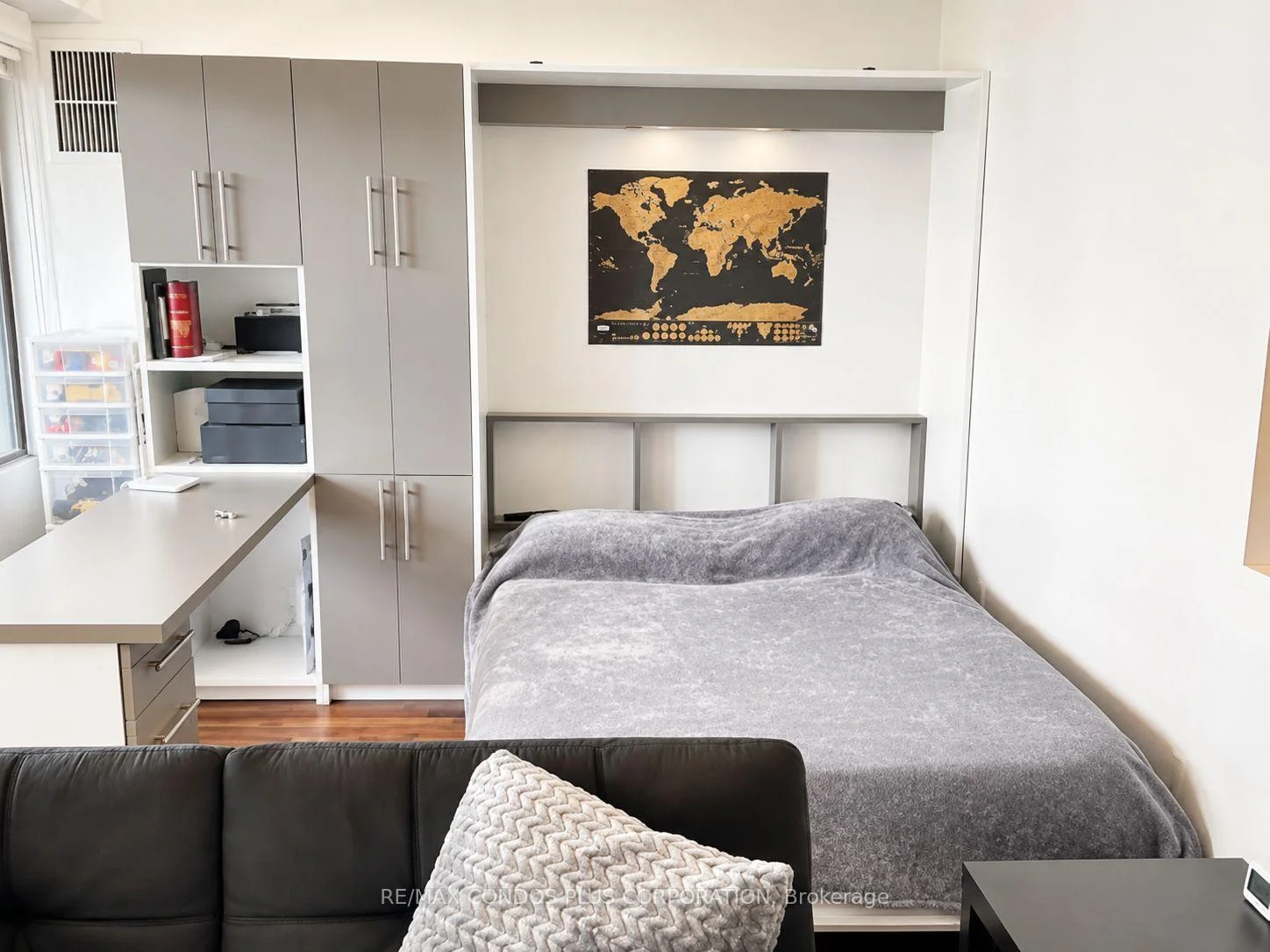 Photo 9 of Unit 1011, 720 Spadina Avenue, Toronto, University — HOMEH