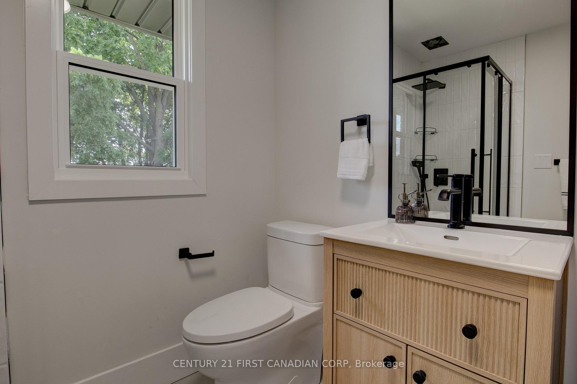 Photo 27 of 189 Eighth Avenue, Kitchener, Vanier - Kitchener — HOMEH