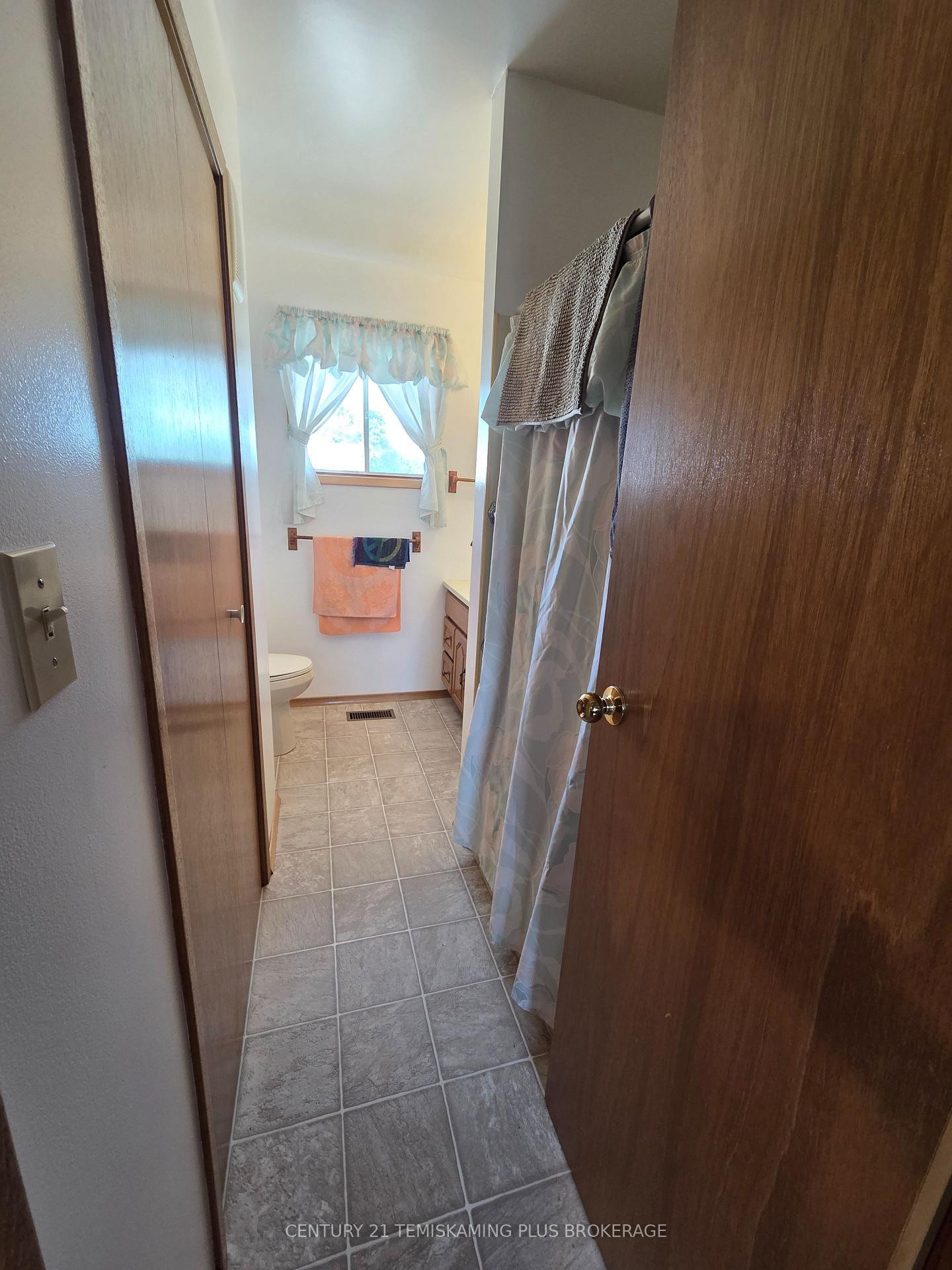 Photo 19 of 125 4th Avenue, Englehart — HOMEH