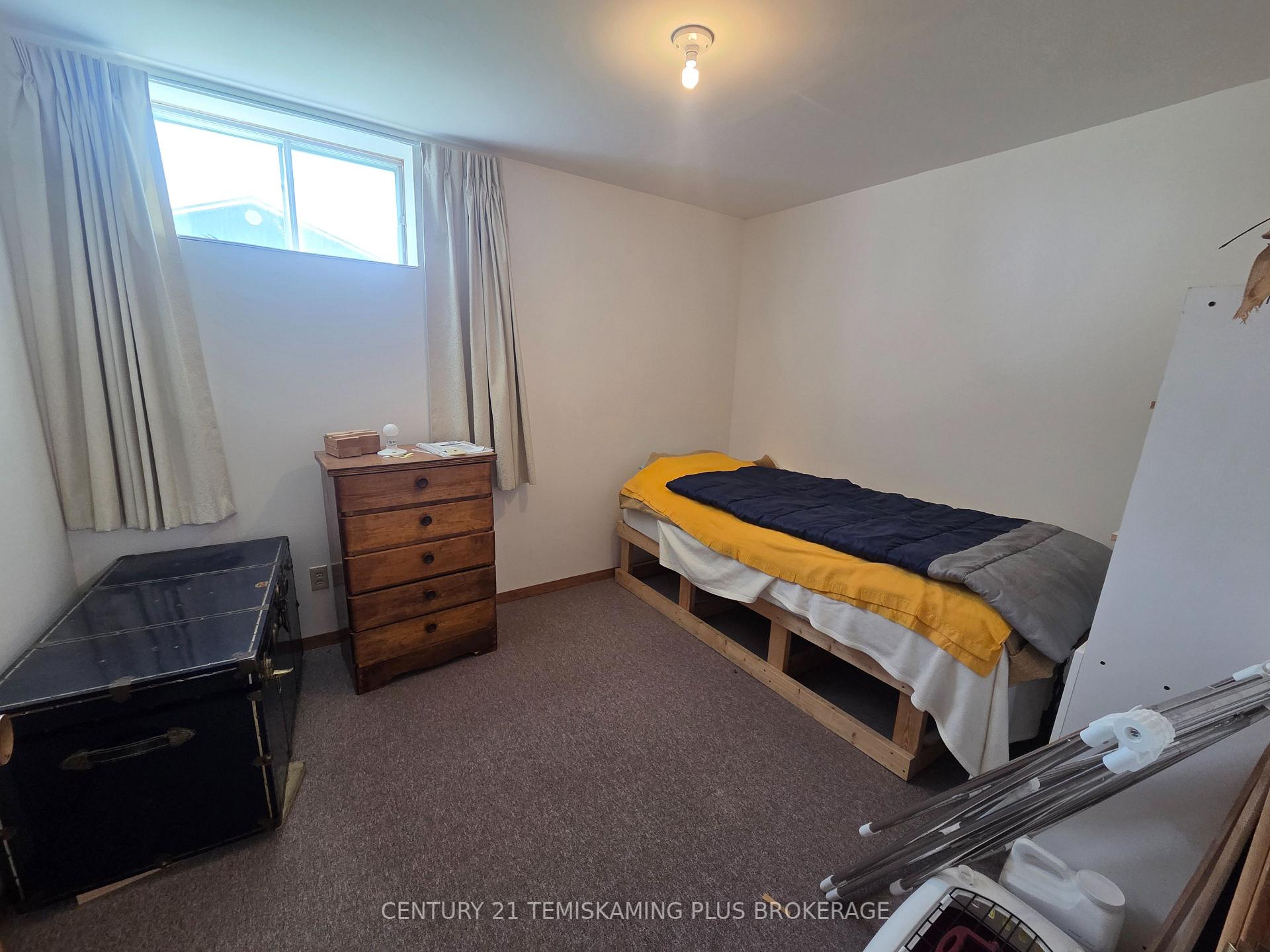 Photo 26 of 125 4th Avenue, Englehart — HOMEH