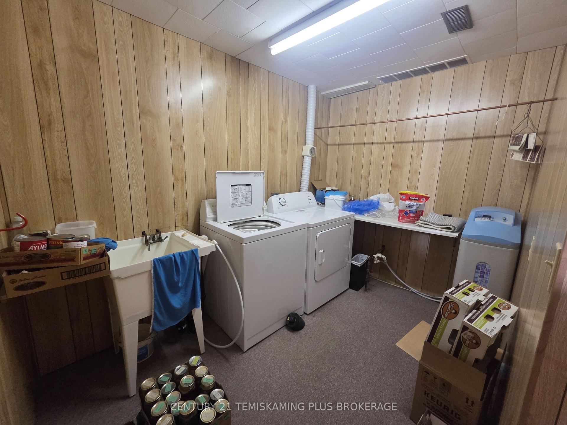 Photo 31 of 125 4th Avenue, Englehart — HOMEH