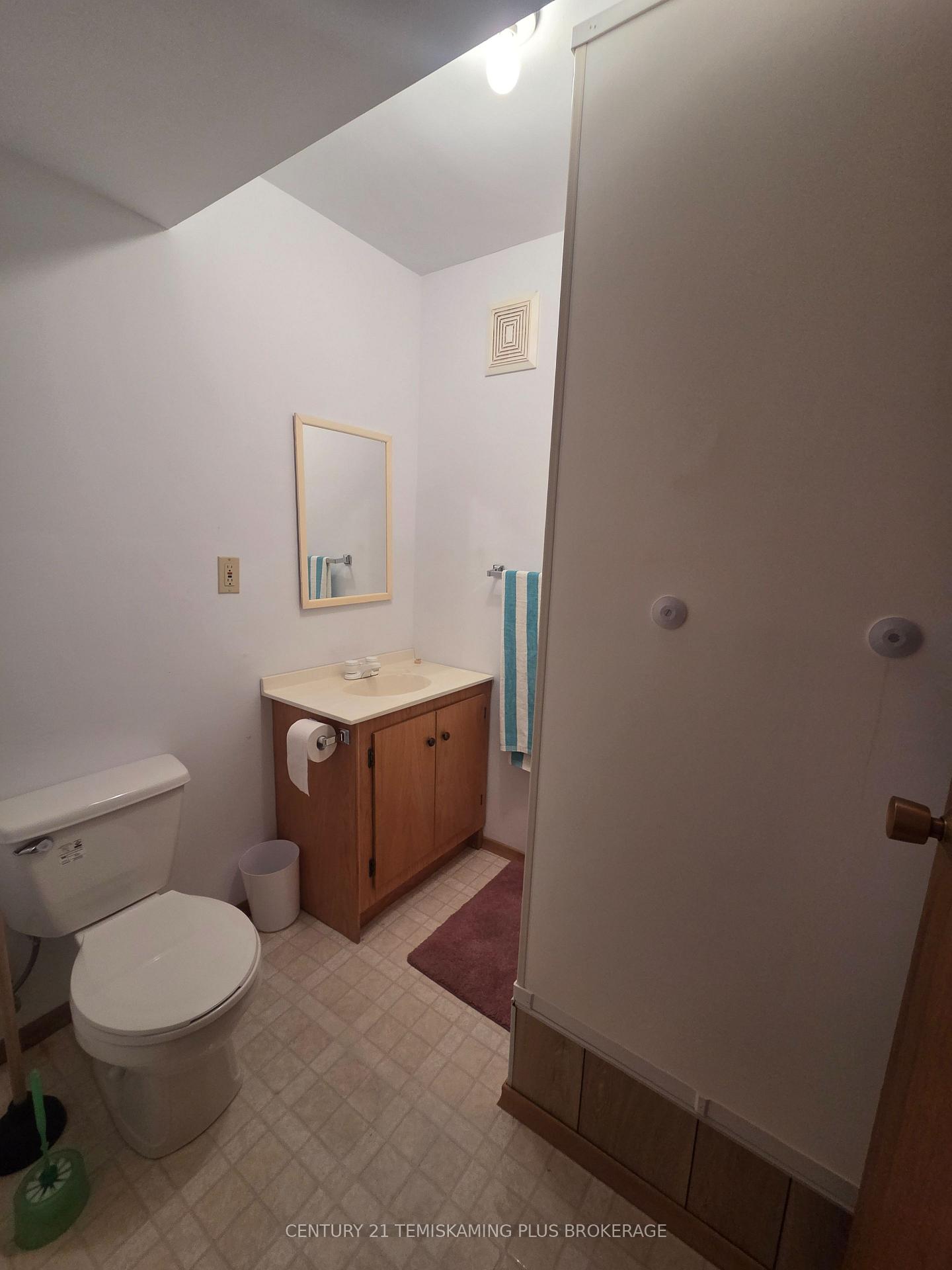 Photo 32 of 125 4th Avenue, Englehart — HOMEH