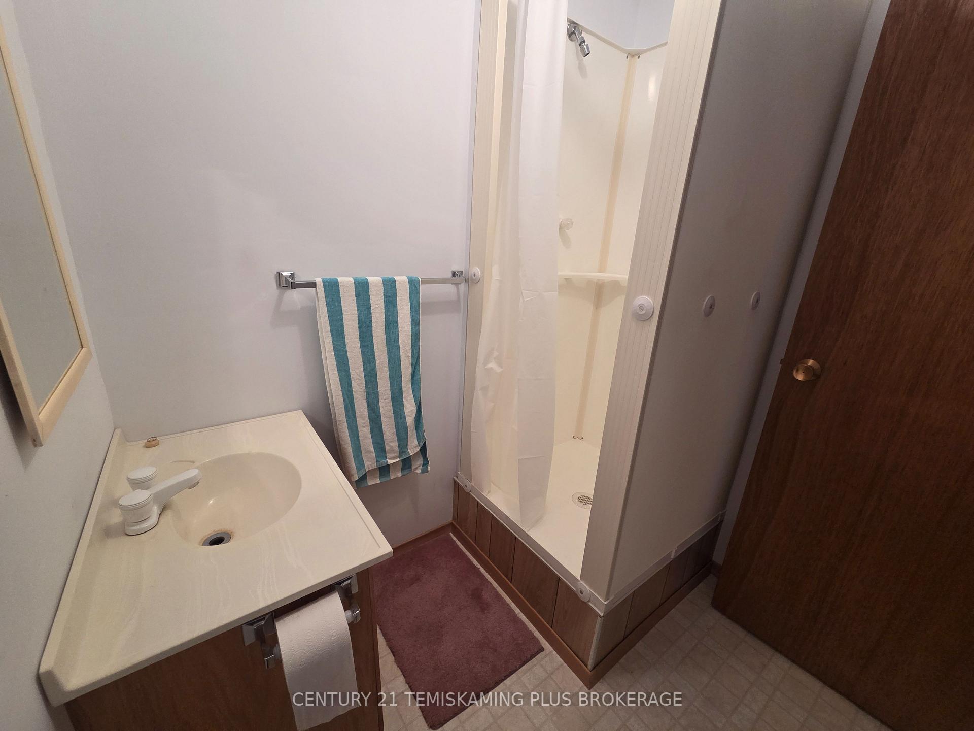 Photo 33 of 125 4th Avenue, Englehart — HOMEH