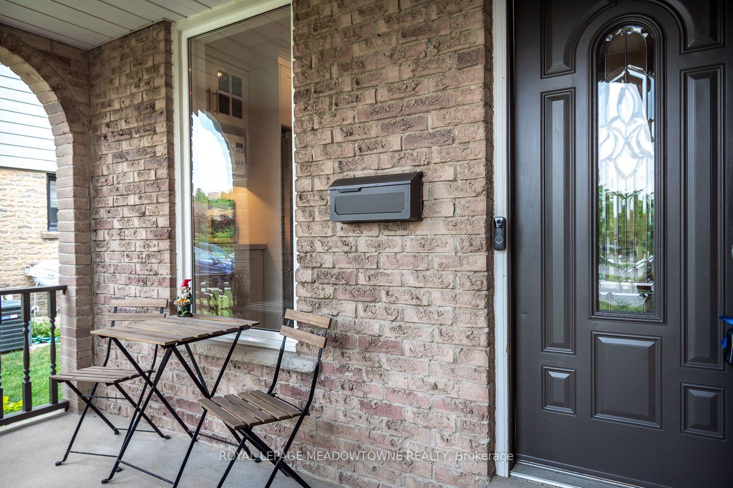 Photo 3 of 784 Laurier Avenue, Milton, Timberlea — HOMEH