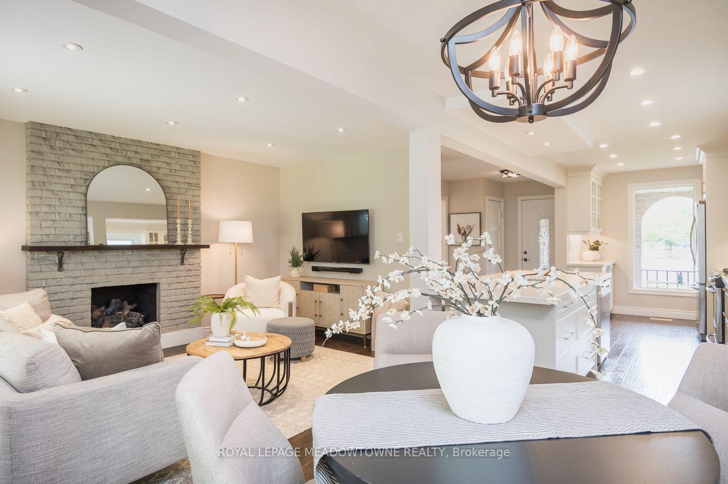 Photo 15 of 784 Laurier Avenue, Milton, Timberlea — HOMEH