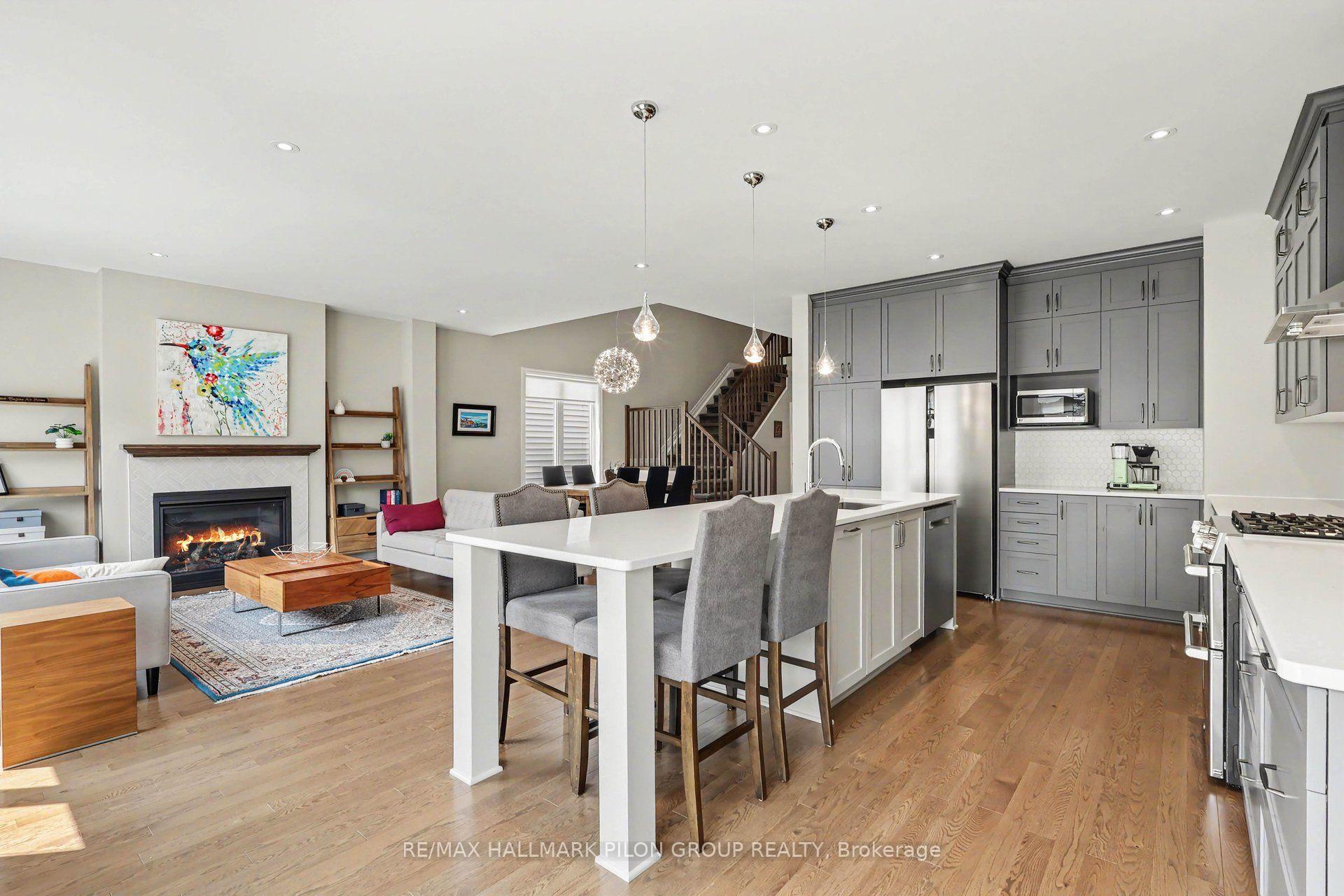 Photo 6 of 260 Shinleaf Crescent, Ottawa, Mer Bleue/Bradley Estates/Anderson Park — HOMEH
