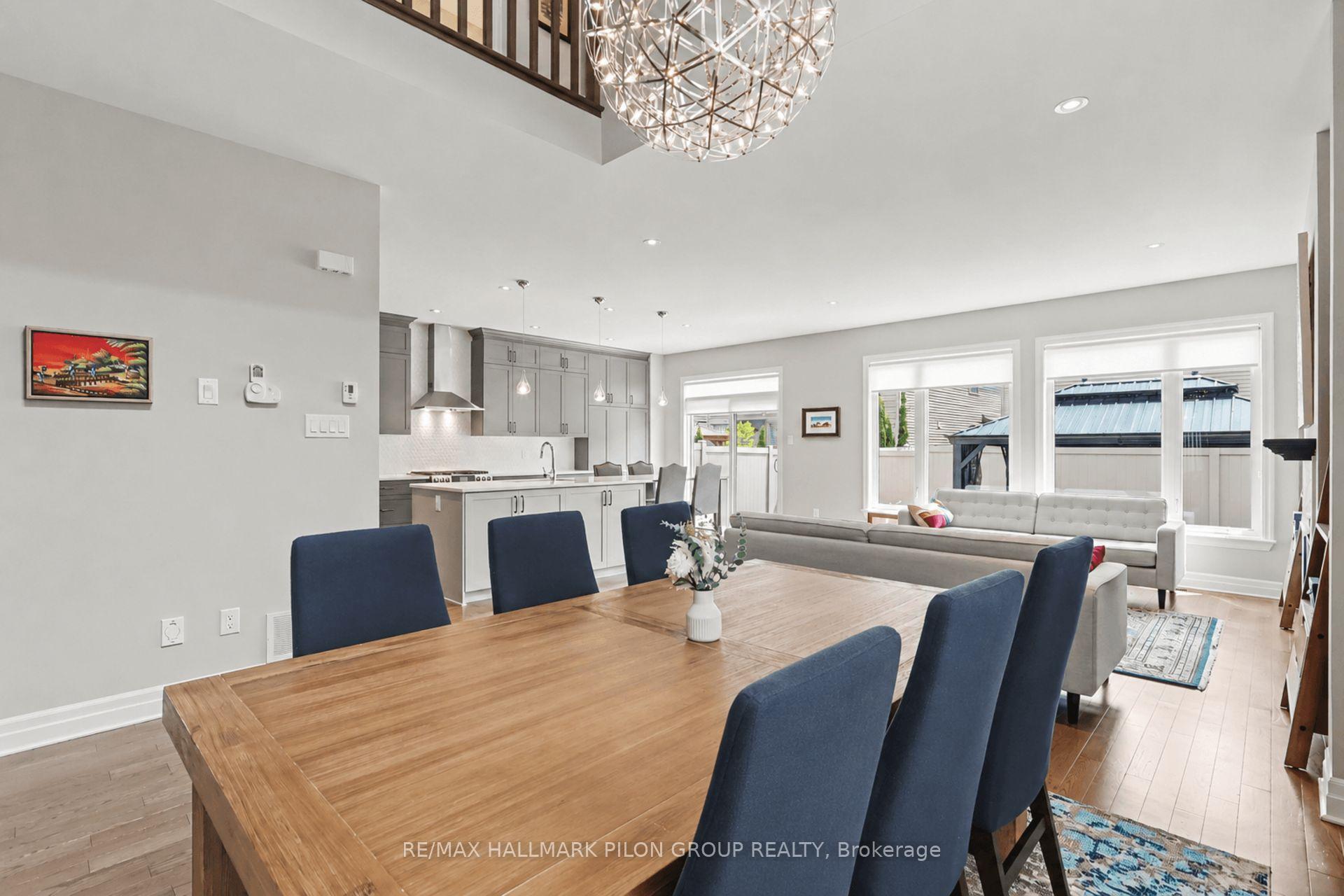 Photo 10 of 260 Shinleaf Crescent, Ottawa, Mer Bleue/Bradley Estates/Anderson Park — HOMEH