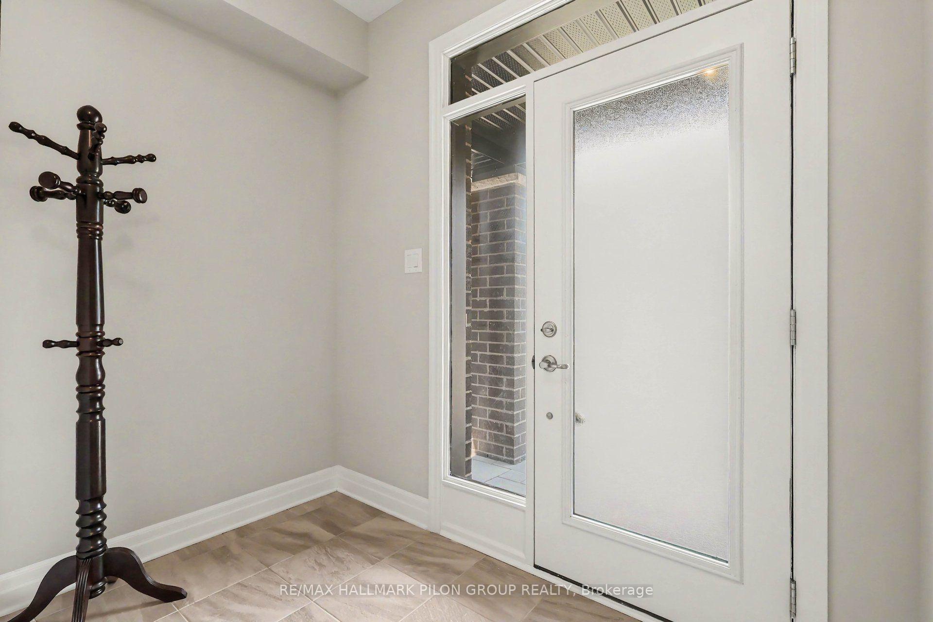 Photo 15 of 260 Shinleaf Crescent, Ottawa, Mer Bleue/Bradley Estates/Anderson Park — HOMEH