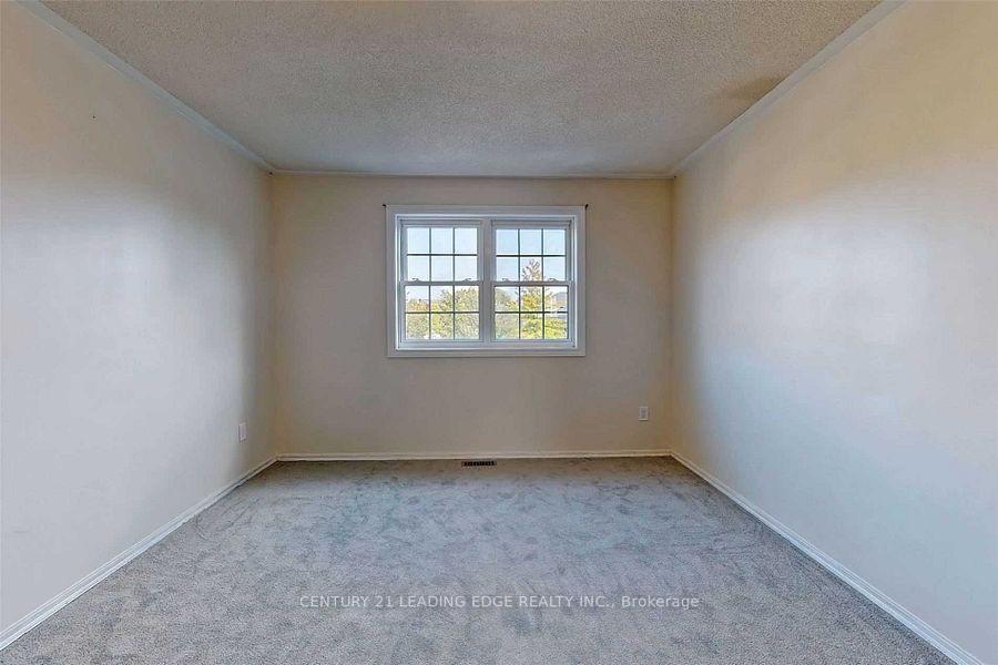 Photo 17 of 1566 Fieldgate Drive, Oshawa, Samac — HOMEH