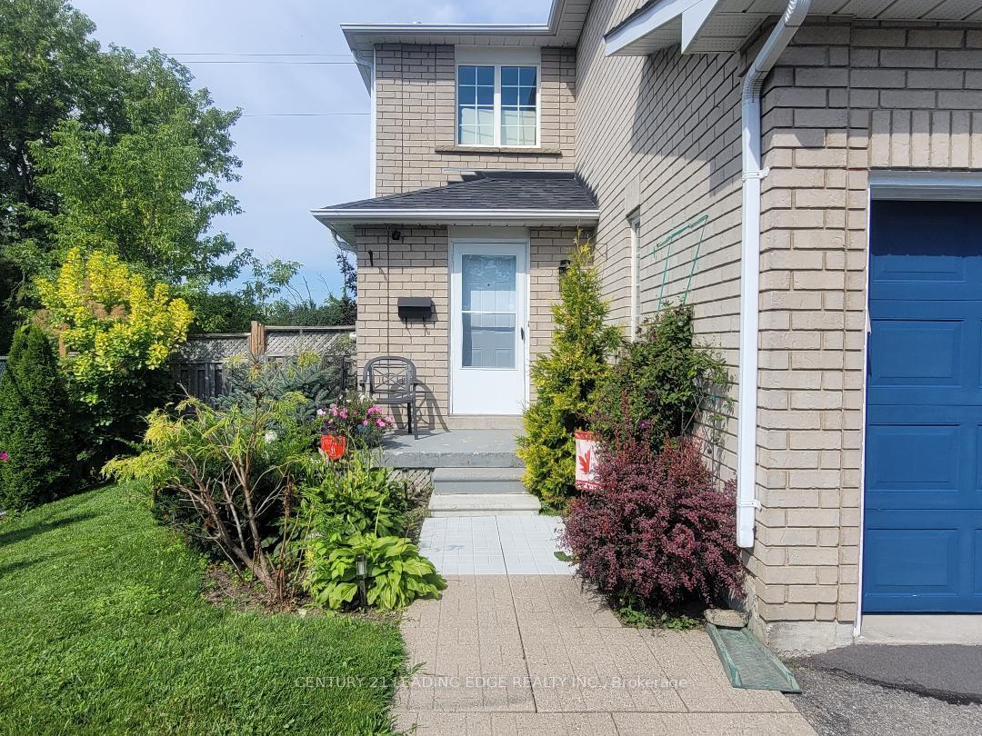 Photo 8 of 1566 Fieldgate Drive, Oshawa, Samac — HOMEH