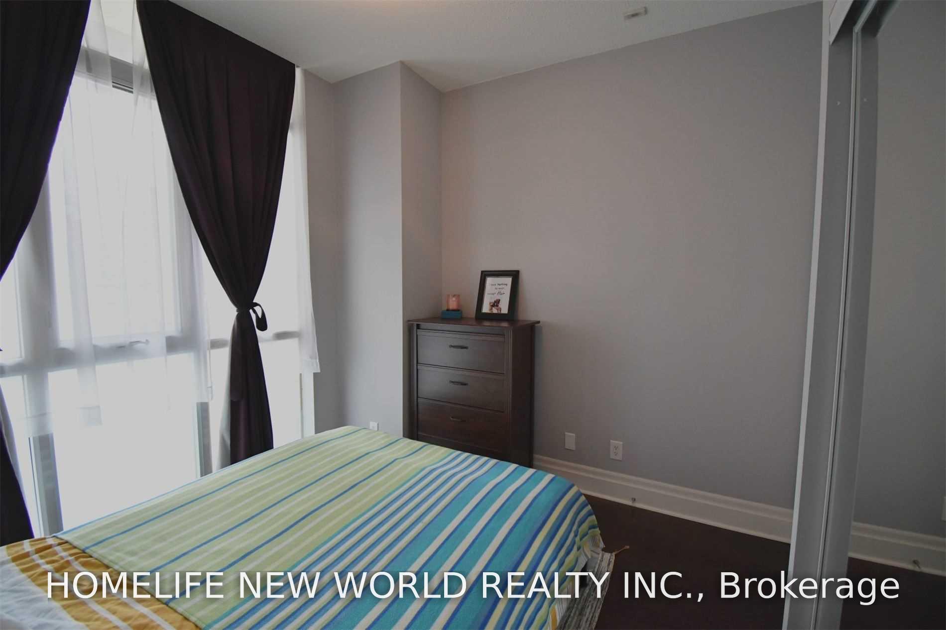 Photo 4 of Unit 111, 1 Upper Duke Crescent, Markham, Unionville — HOMEH