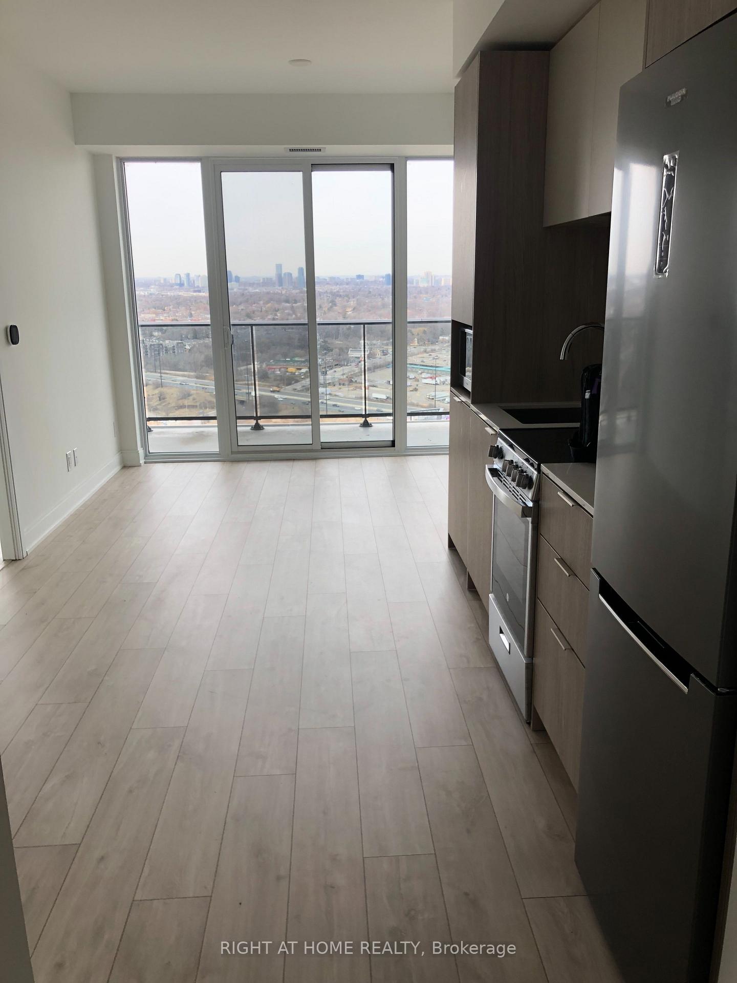 Photo 2 of Unit 3201, 70 Annie Craig Drive, Etobicoke, Mimico — HOMEH