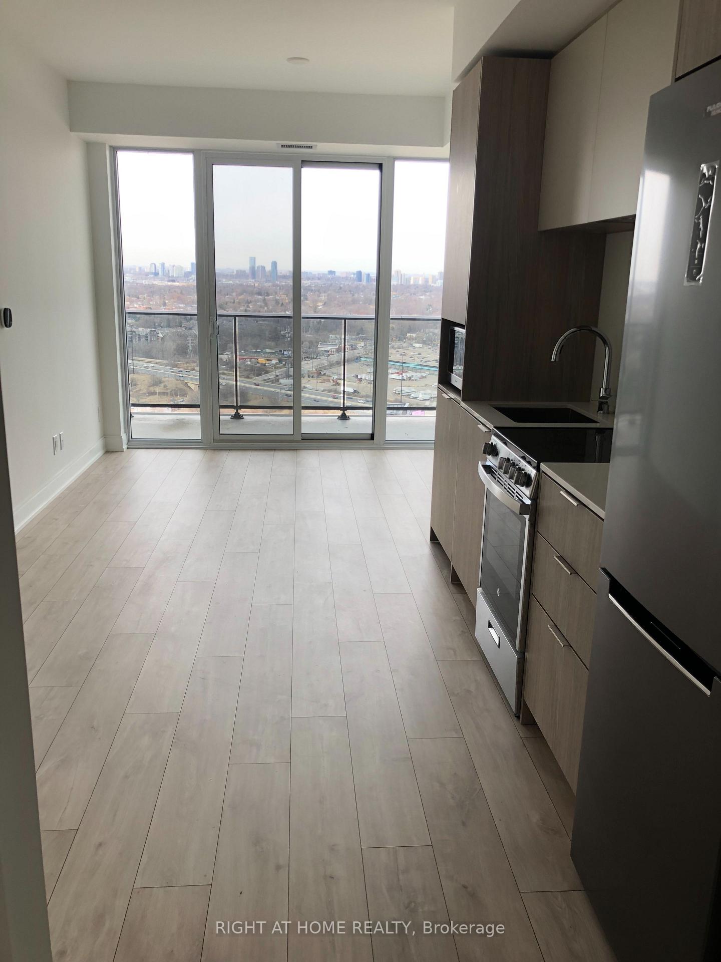 Photo 3 of Unit 3201, 70 Annie Craig Drive, Etobicoke, Mimico — HOMEH
