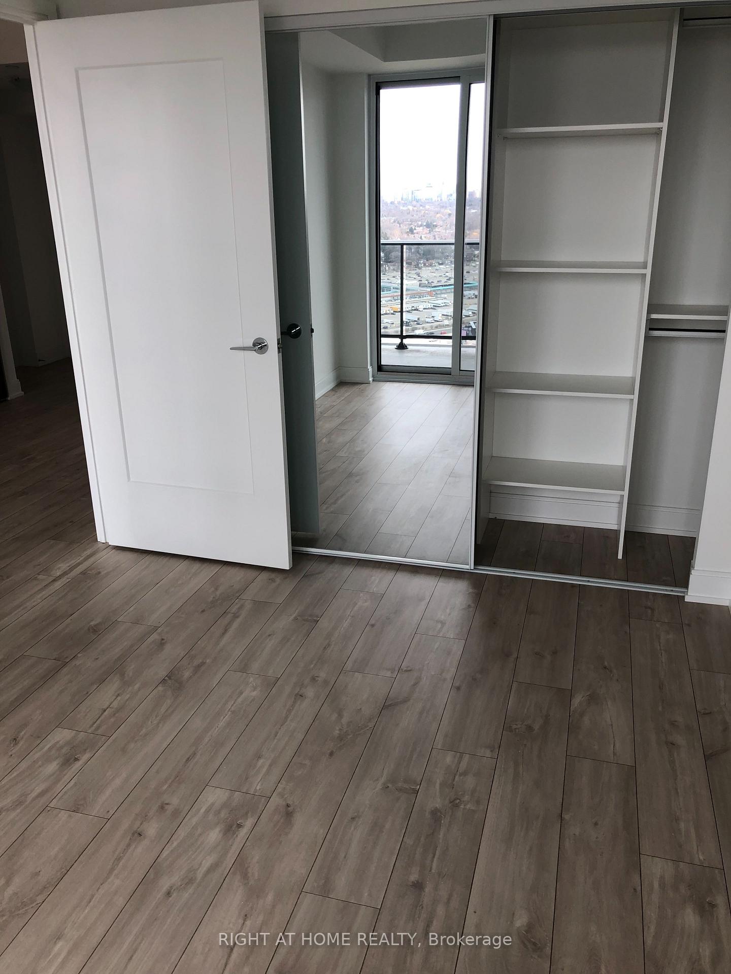 Photo 7 of Unit 3201, 70 Annie Craig Drive, Etobicoke, Mimico — HOMEH