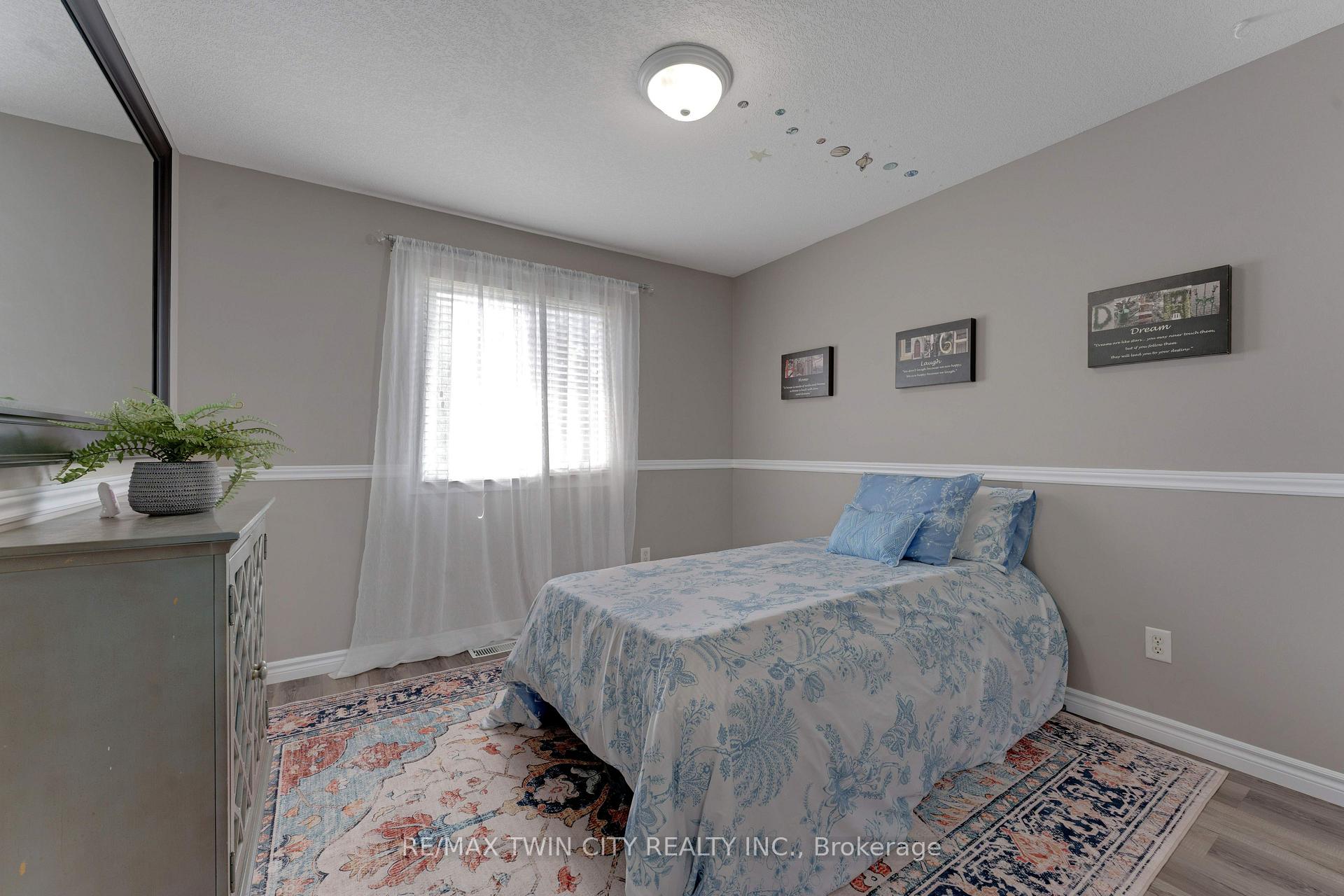 Photo 28 of 135 Cotton Grass Street, Kitchener, Larentian West — HOMEH