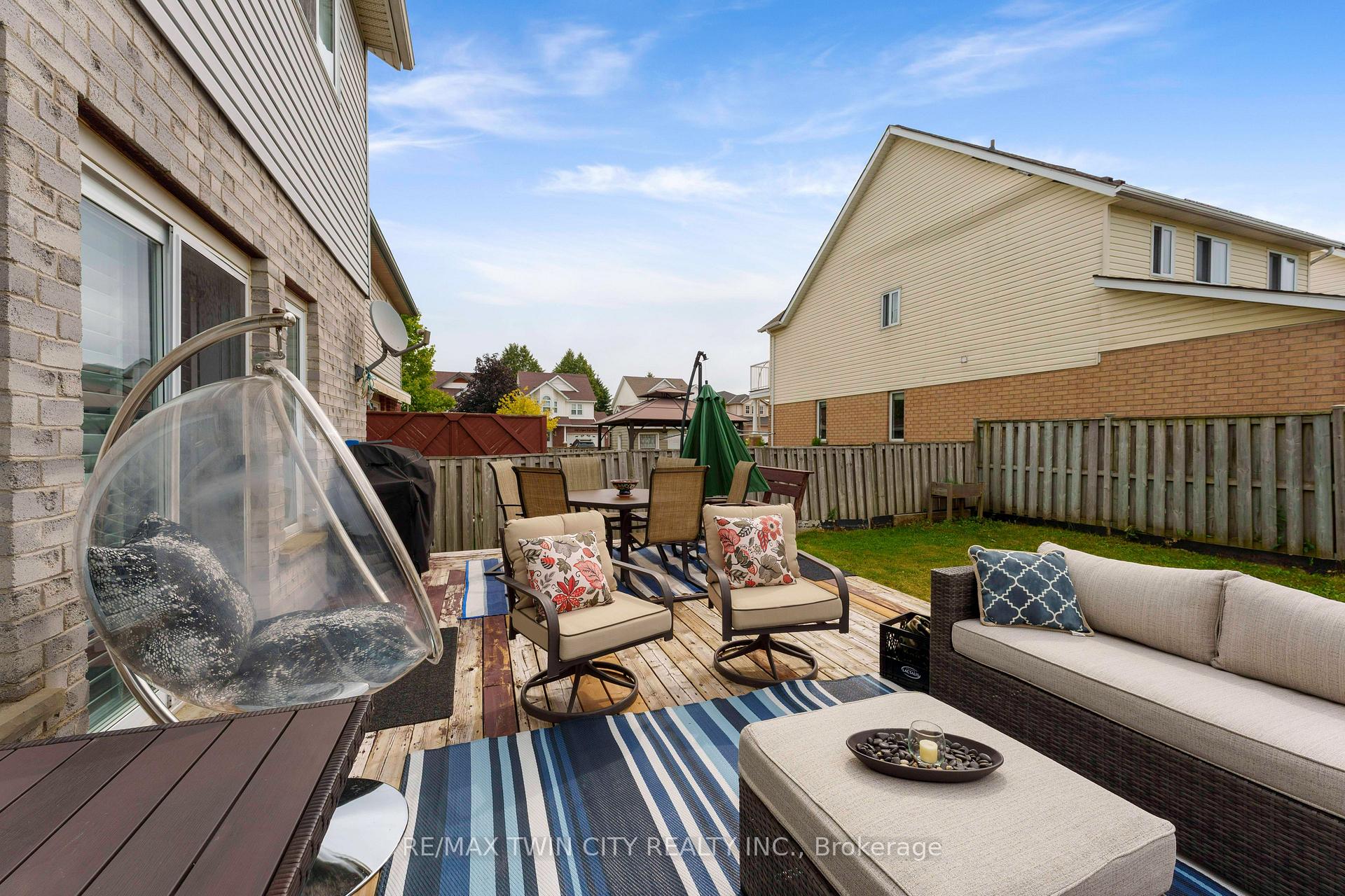 Photo 38 of 135 Cotton Grass Street, Kitchener, Larentian West — HOMEH