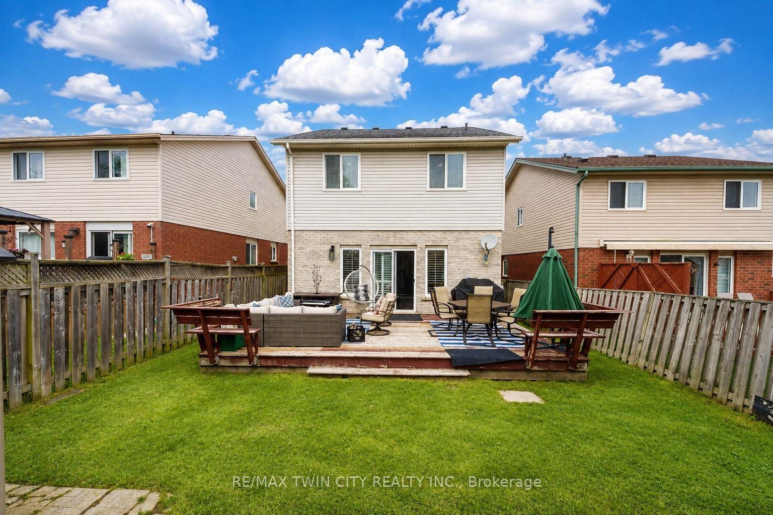 Photo 41 of 135 Cotton Grass Street, Kitchener, Larentian West — HOMEH