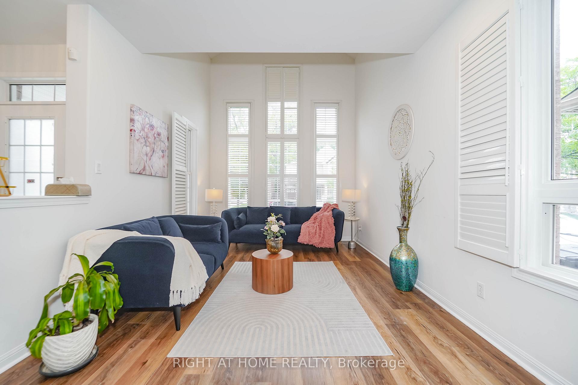 Photo 5 of 180 Raponi Circle, Scarborough, Rouge — HOMEH