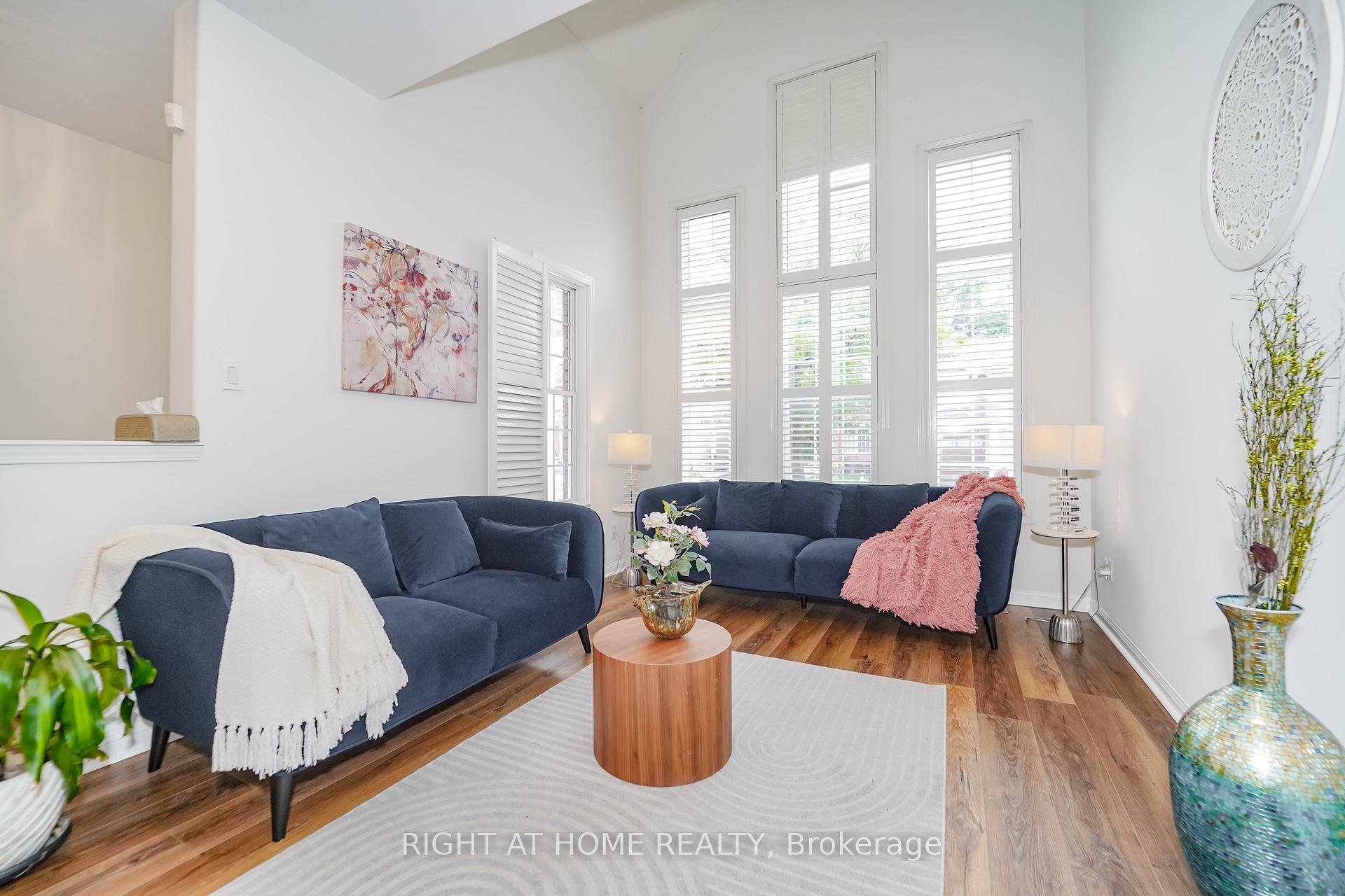 Photo 6 of 180 Raponi Circle, Scarborough, Rouge — HOMEH