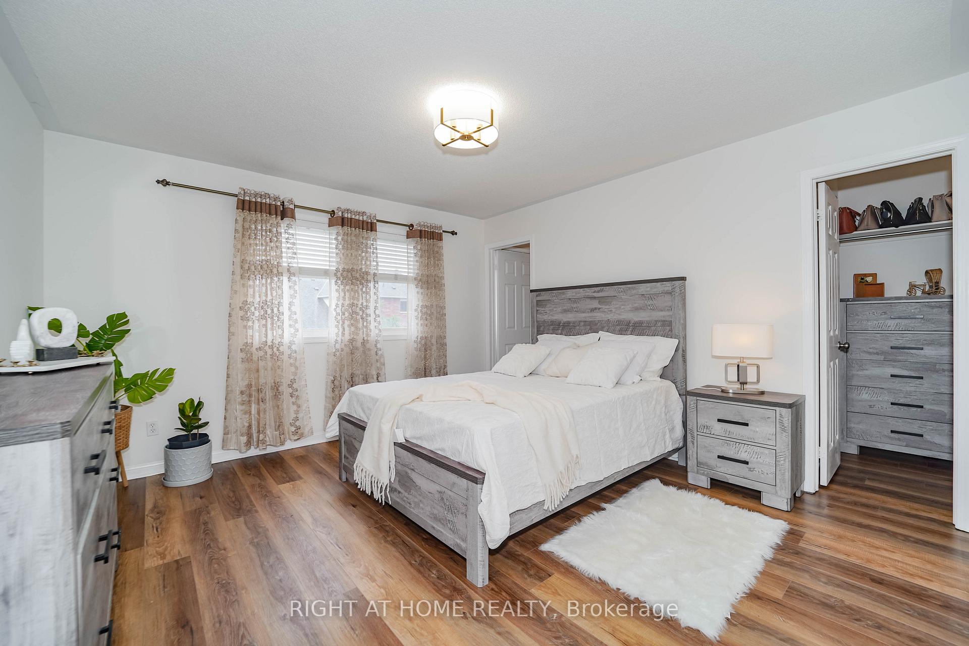 Photo 23 of 180 Raponi Circle, Scarborough, Rouge — HOMEH