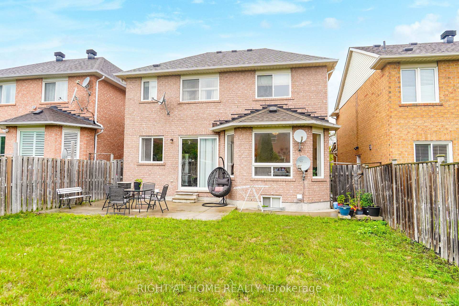 Photo 49 of 180 Raponi Circle, Scarborough, Rouge — HOMEH