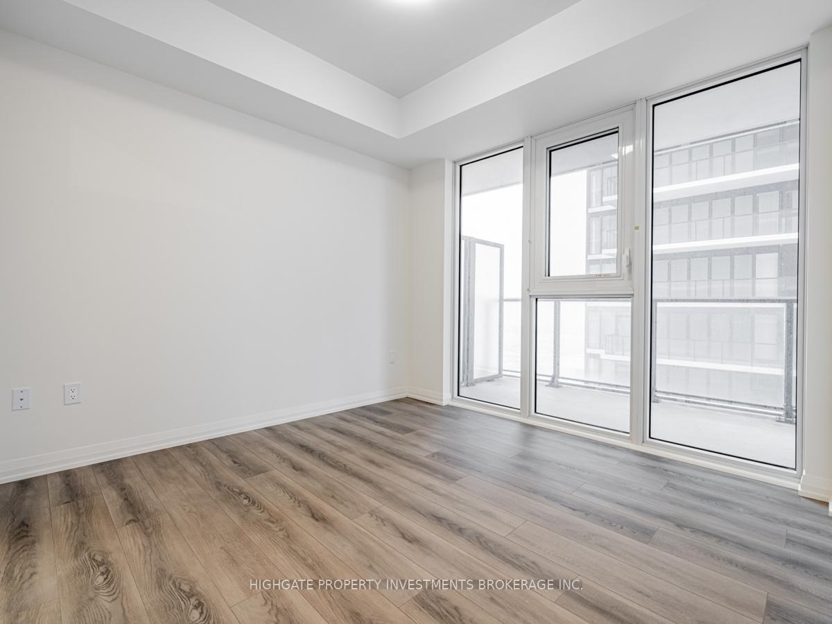 Photo 3 of Unit 1615, 9000 Jane Street, Vaughan, Vellore Village — HOMEH