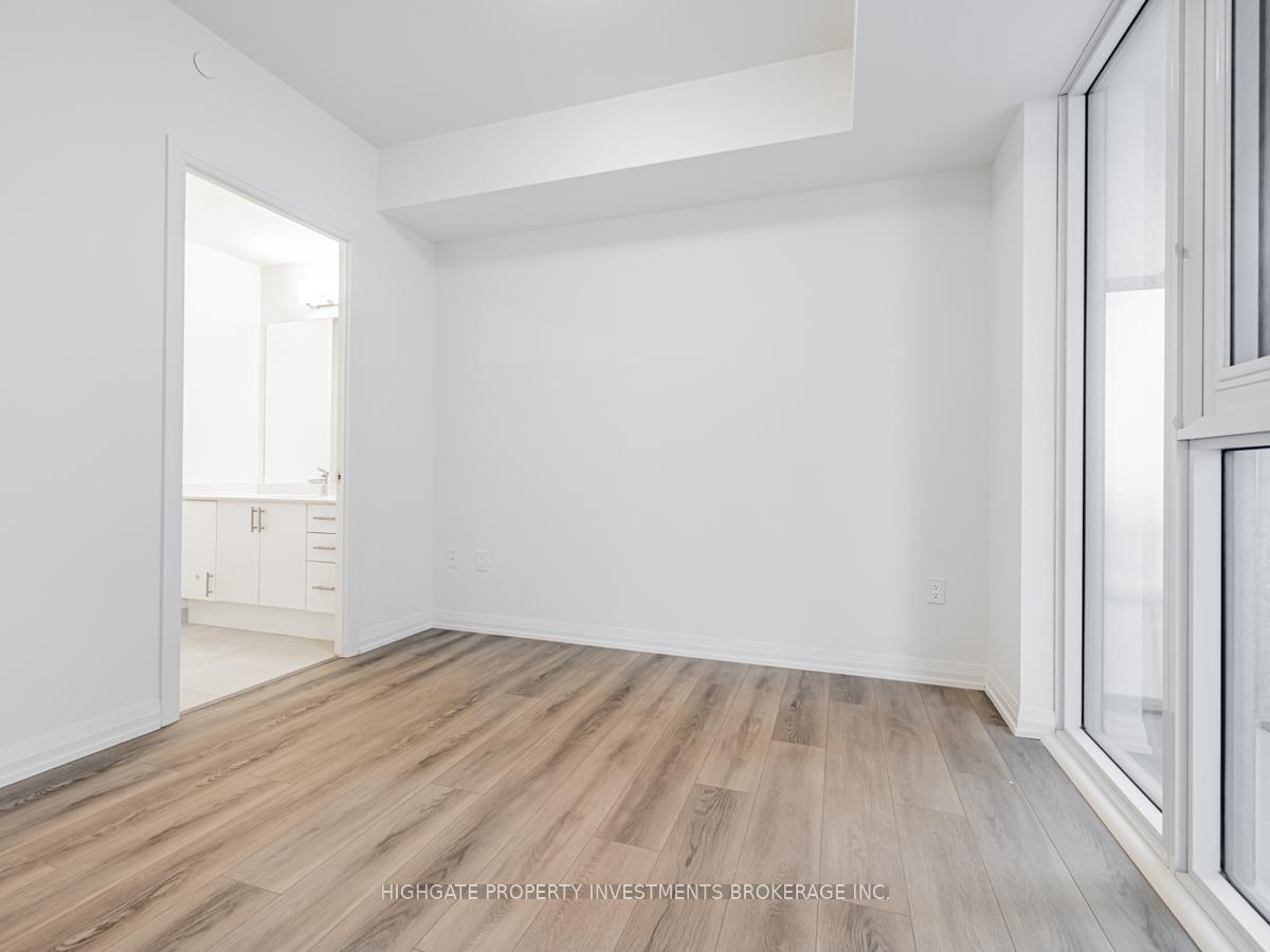 Photo 5 of Unit 1615, 9000 Jane Street, Vaughan, Vellore Village — HOMEH