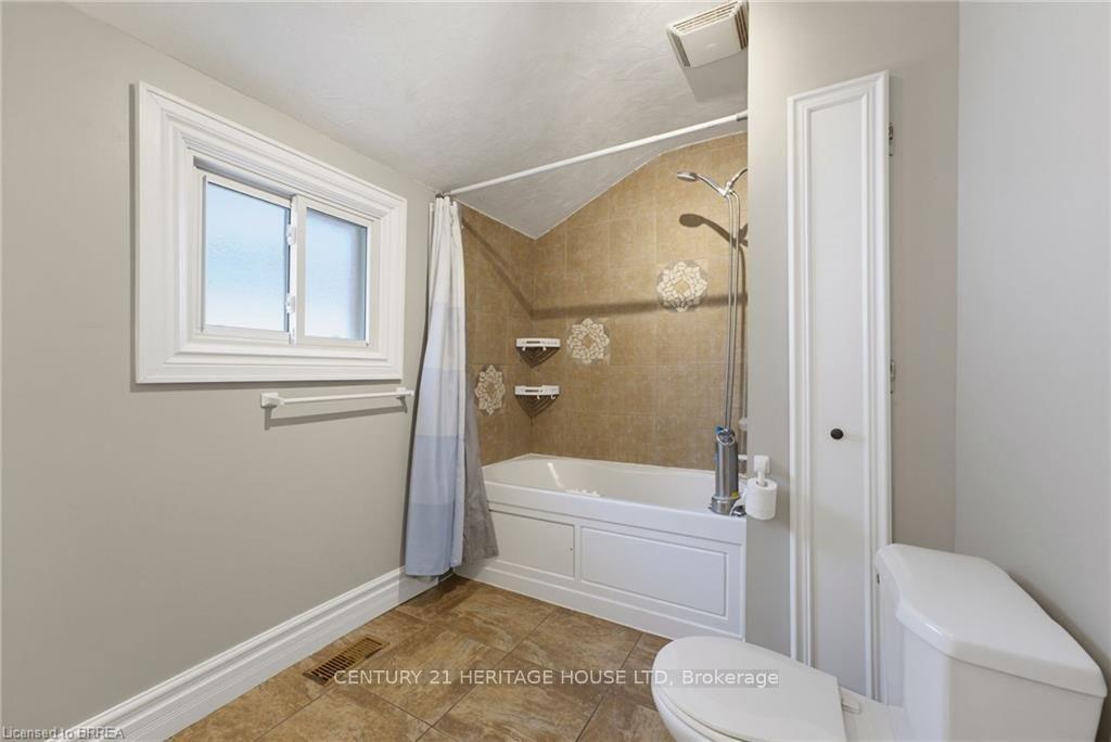 Photo 20 of 174 Wellington Street, Norfolk, Waterford — HOMEH