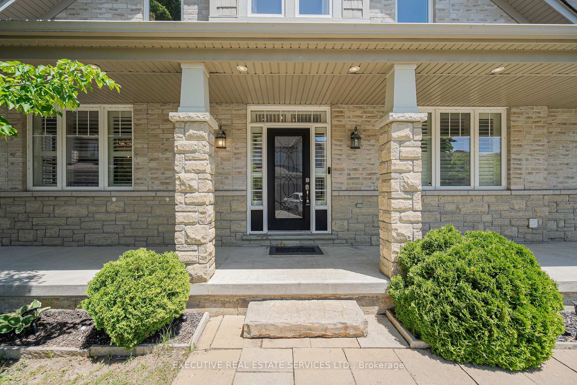 Photo 4 of 2 Nectarlane Avenue, Caledon, Rural Caledon — HOMEH