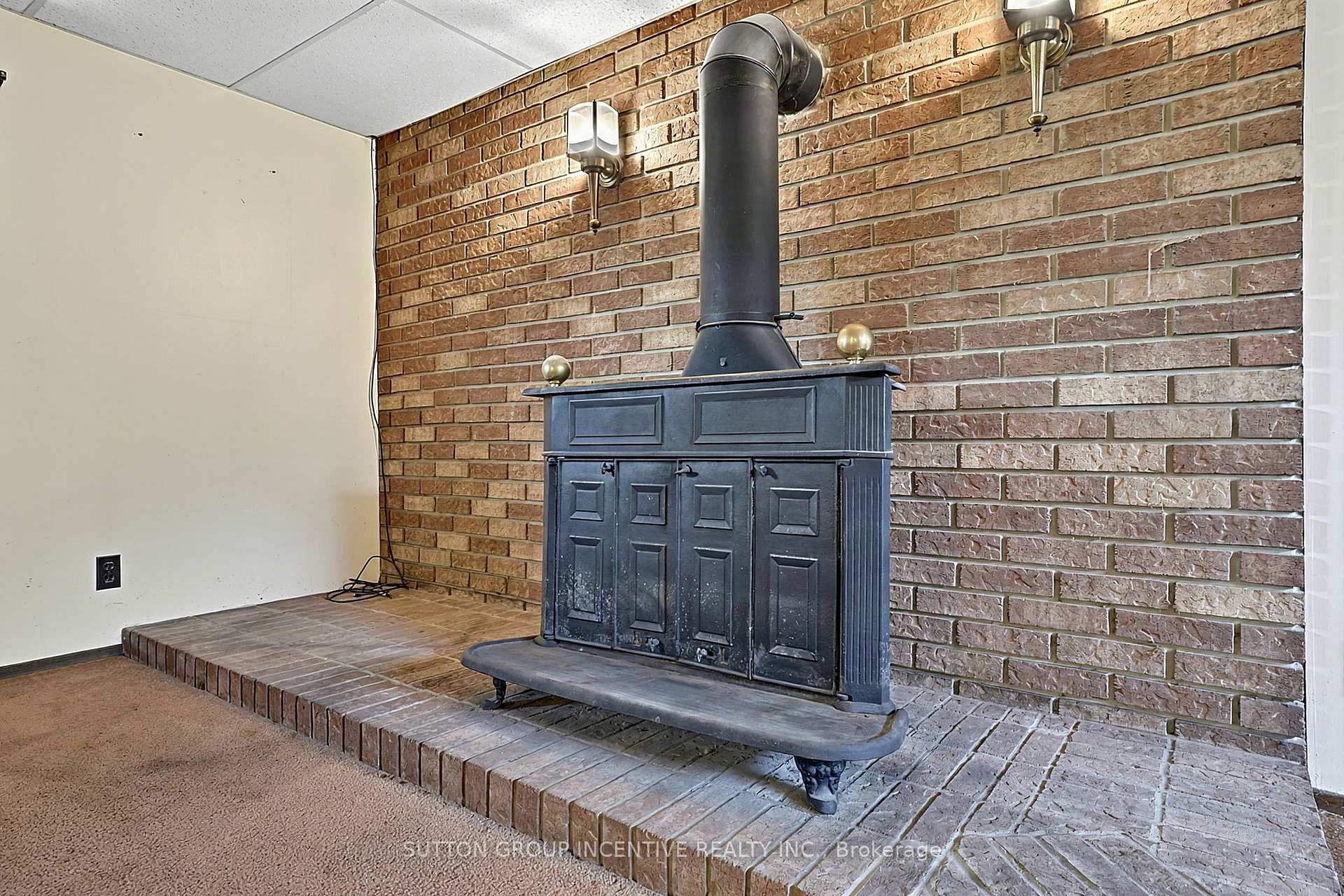 Photo 20 of 37 Moore Park Drive, King, Schomberg — HOMEH