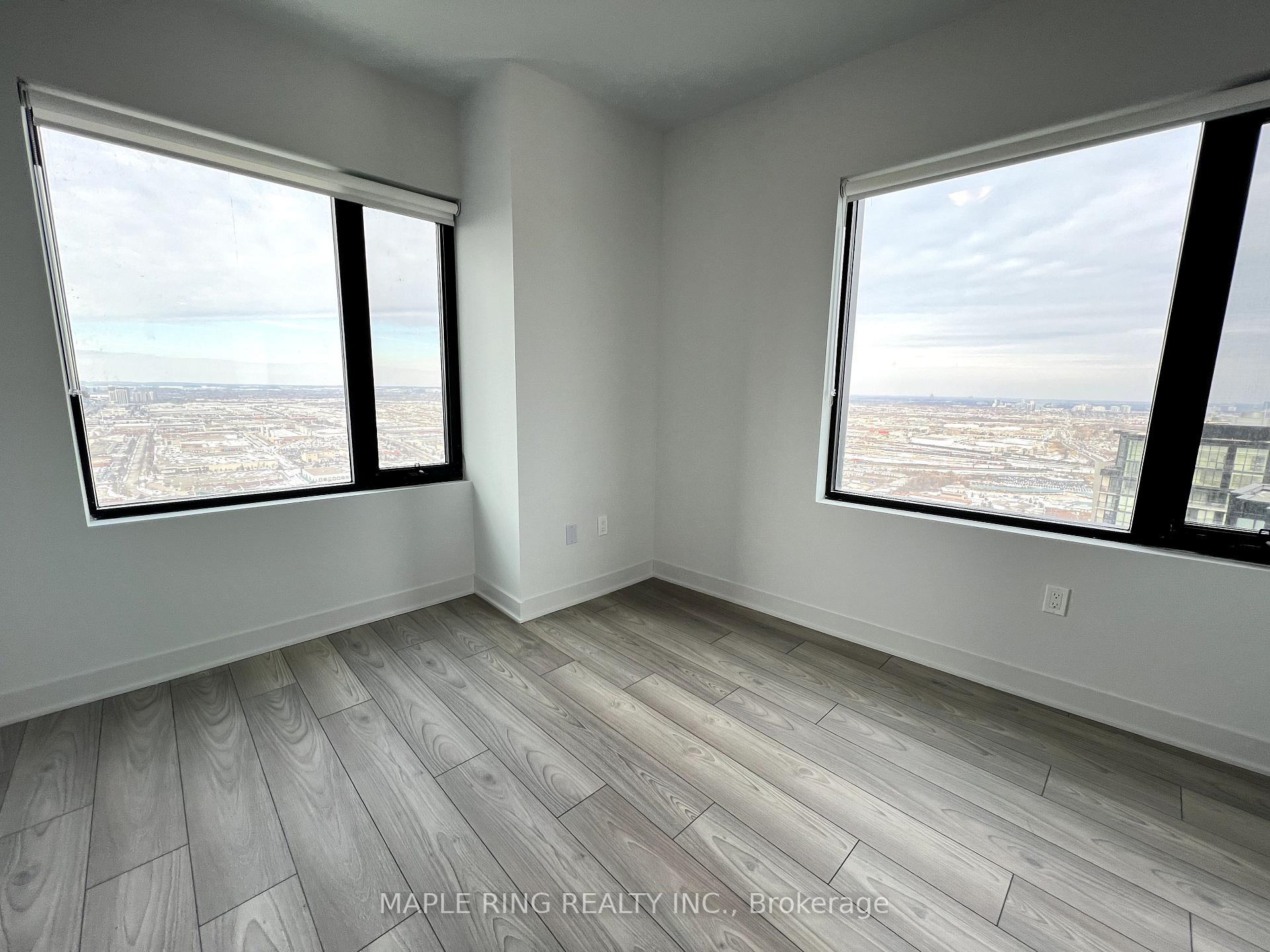 Photo 5 of Unit 4010, 2920 Highway 7 Road, Vaughan, Concord — HOMEH