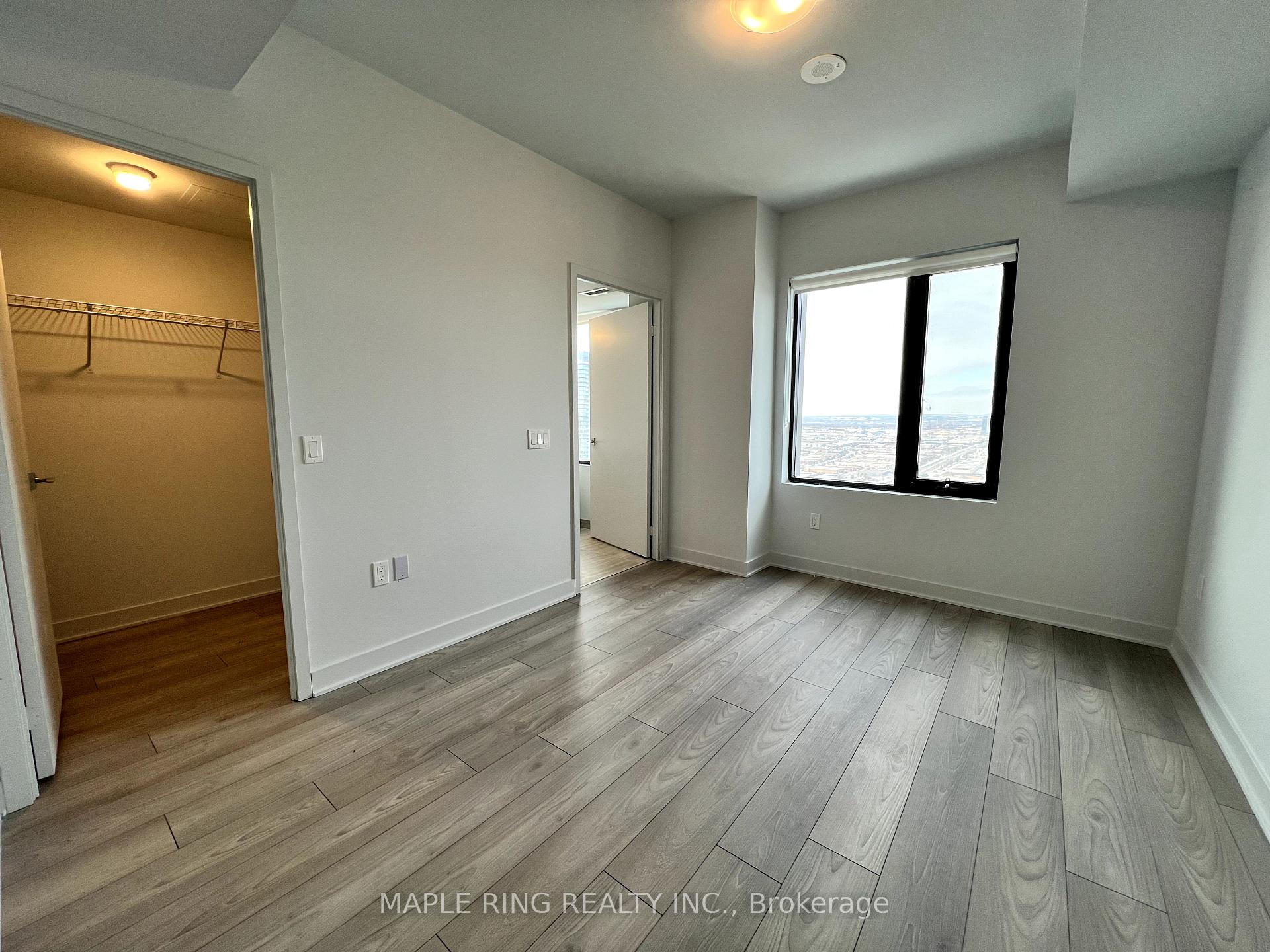 Photo 7 of Unit 4010, 2920 Highway 7 Road, Vaughan, Concord — HOMEH