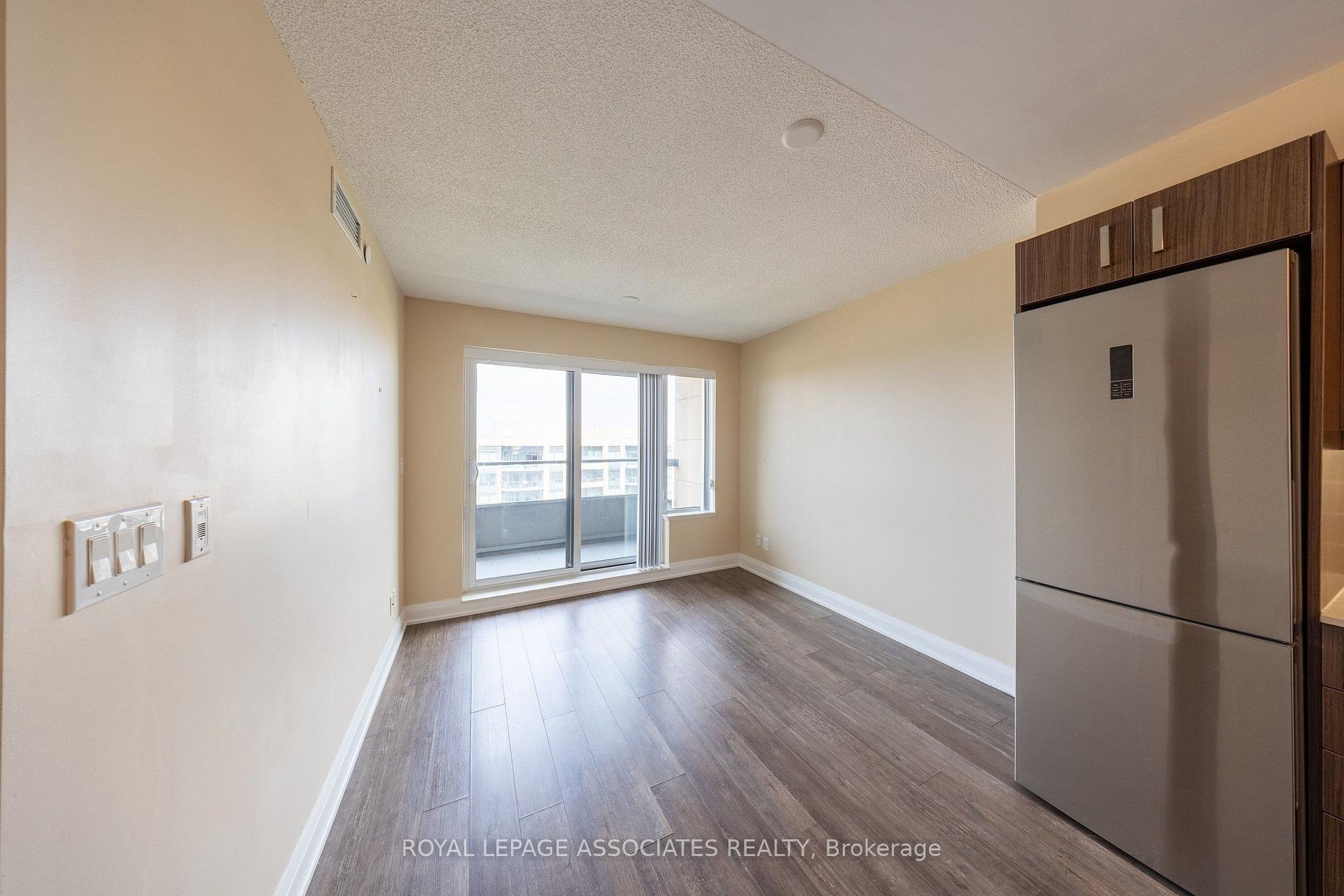 Photo 10 of Unit 1101, 18 Uptown Drive, Markham, Unionville — HOMEH