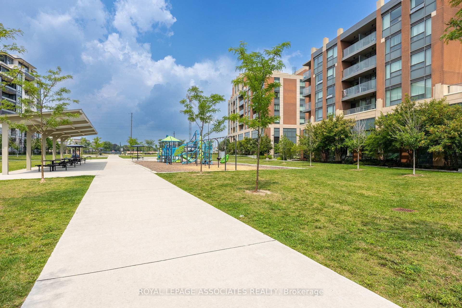 Photo 27 of Unit 1101, 18 Uptown Drive, Markham, Unionville — HOMEH