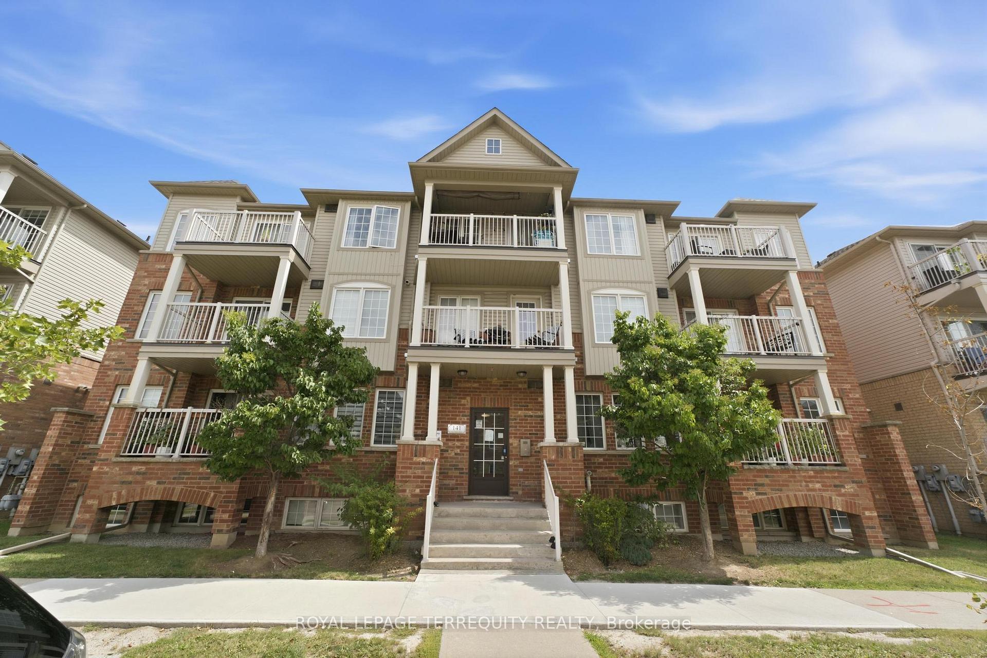 Photo of Unit 3, 141 Isaac Devins Boulevard