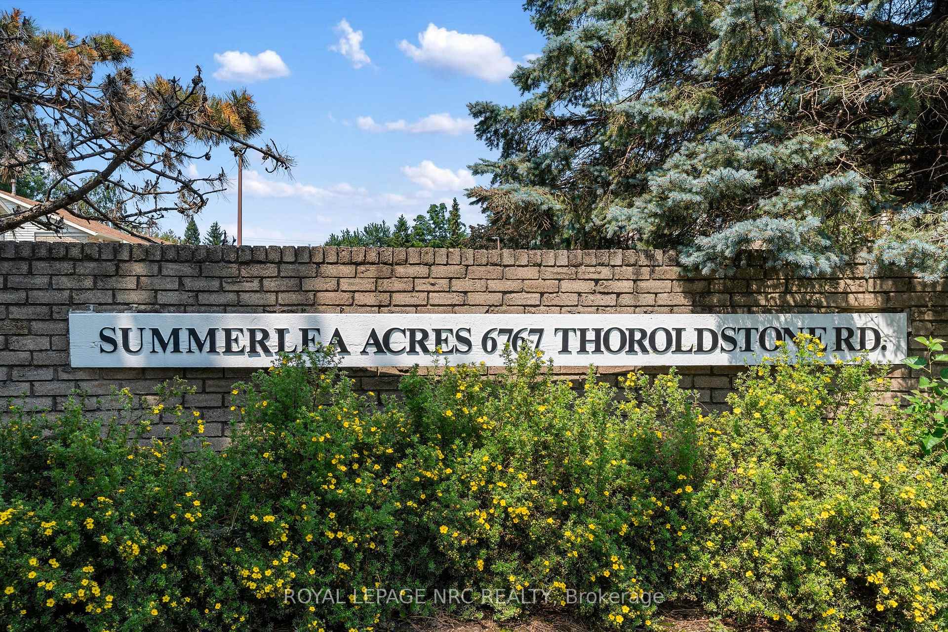 Photo 4 of Unit 6, 6767 Thorold Stone Road, Niagara Falls, Stamford — HOMEH
