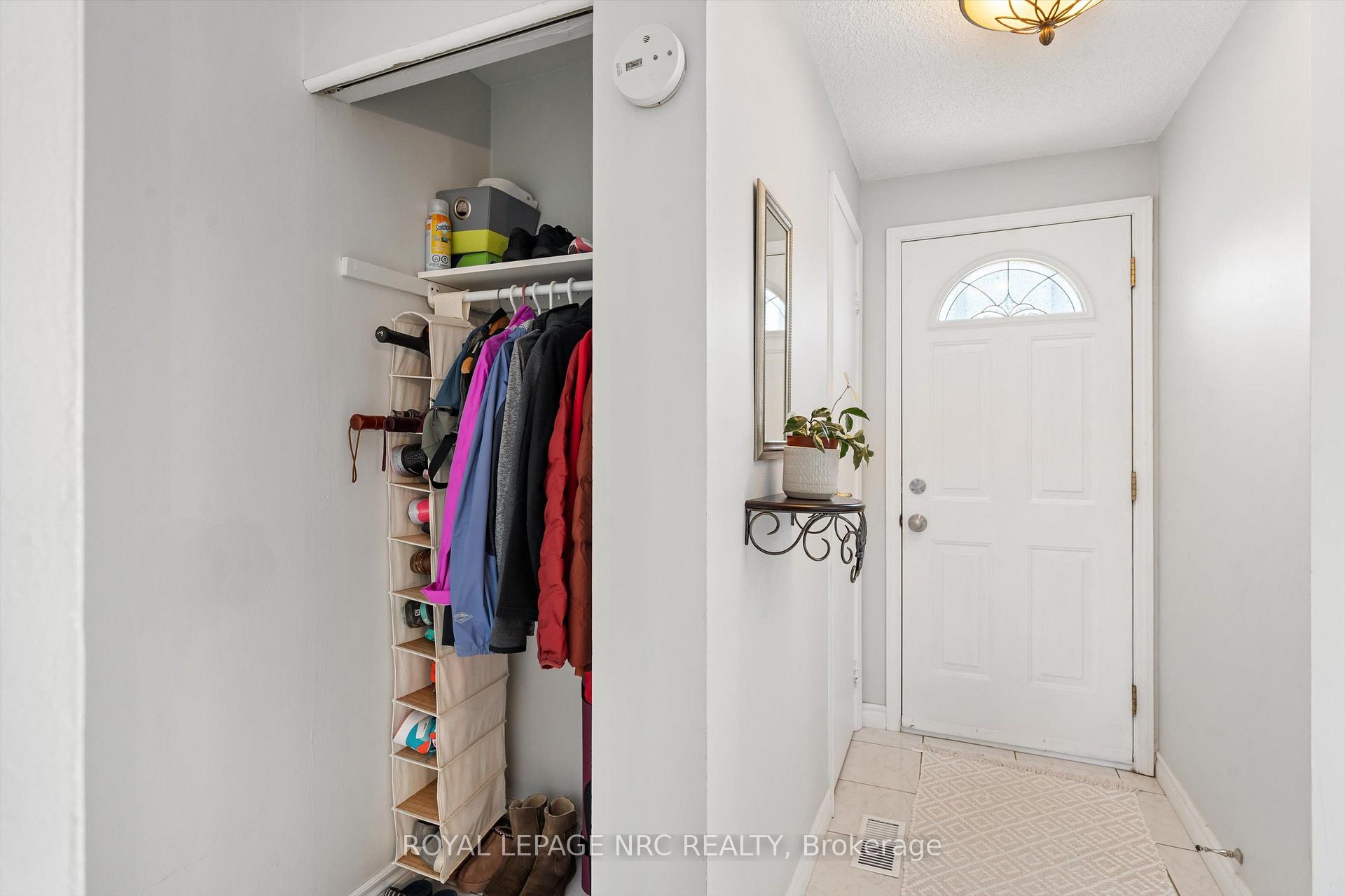 Photo 20 of Unit 6, 6767 Thorold Stone Road, Niagara Falls, Stamford — HOMEH