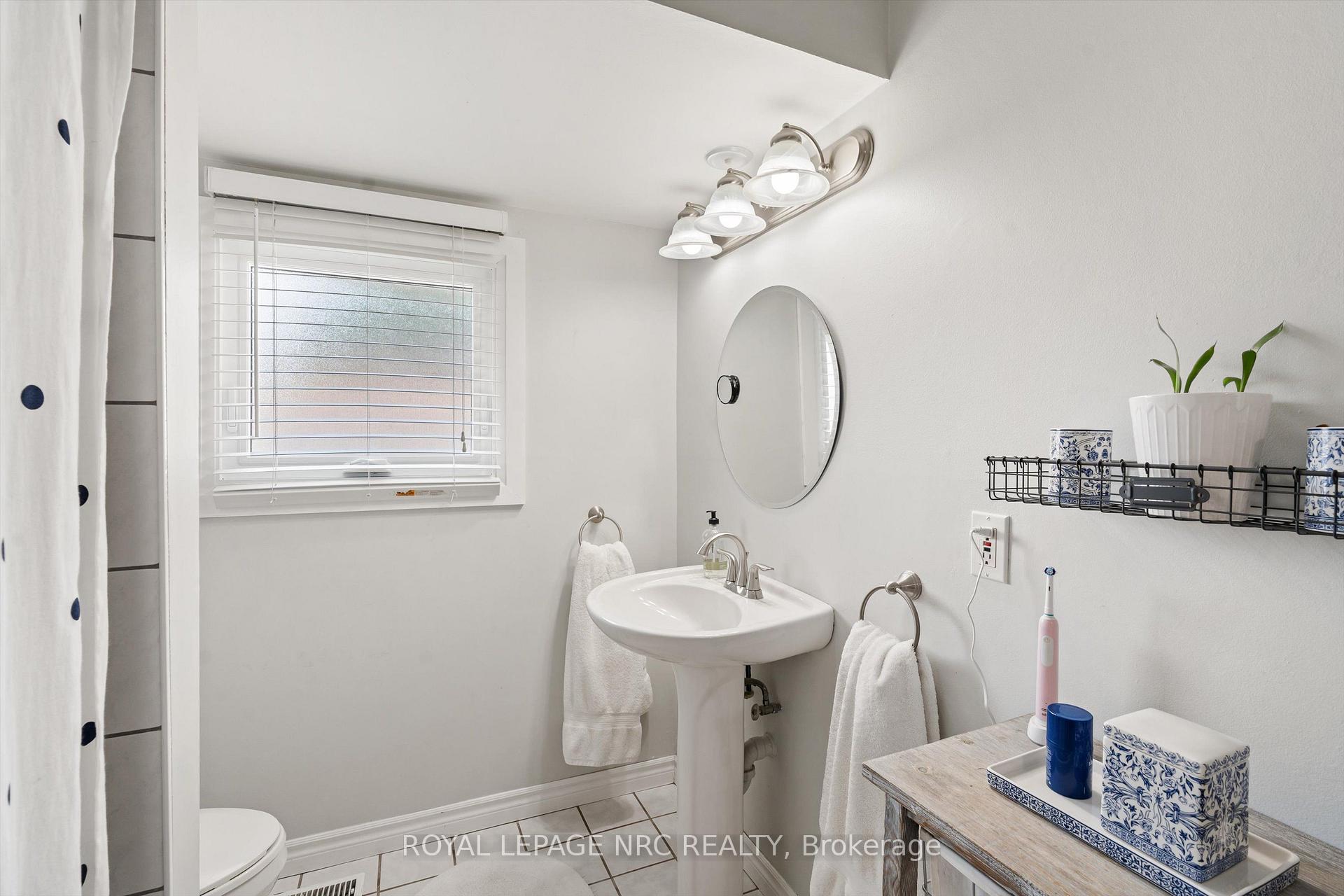 Photo 25 of Unit 6, 6767 Thorold Stone Road, Niagara Falls, Stamford — HOMEH